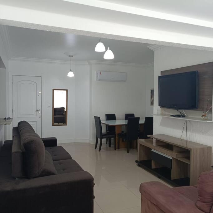 Three-Bedroom Apartment photo 1