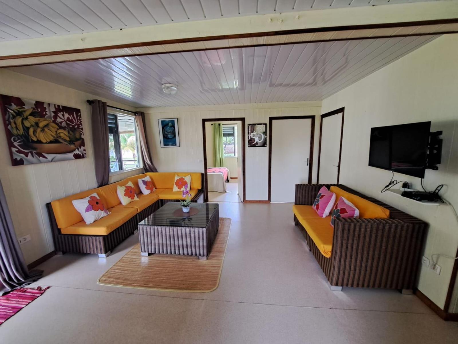 Two-Bedroom House photo 2