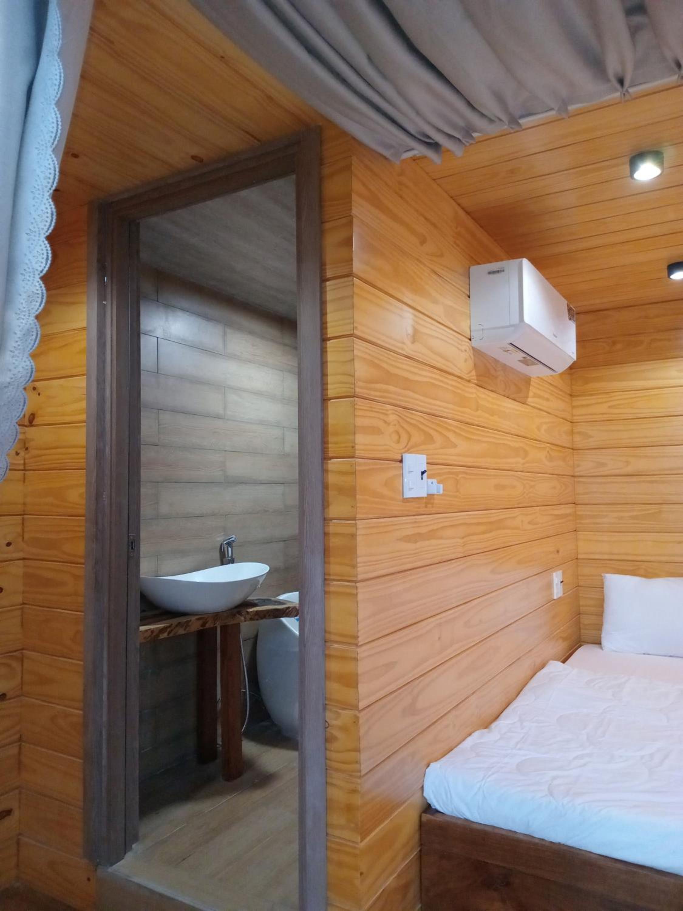 Superior Quadruple Room photo 3