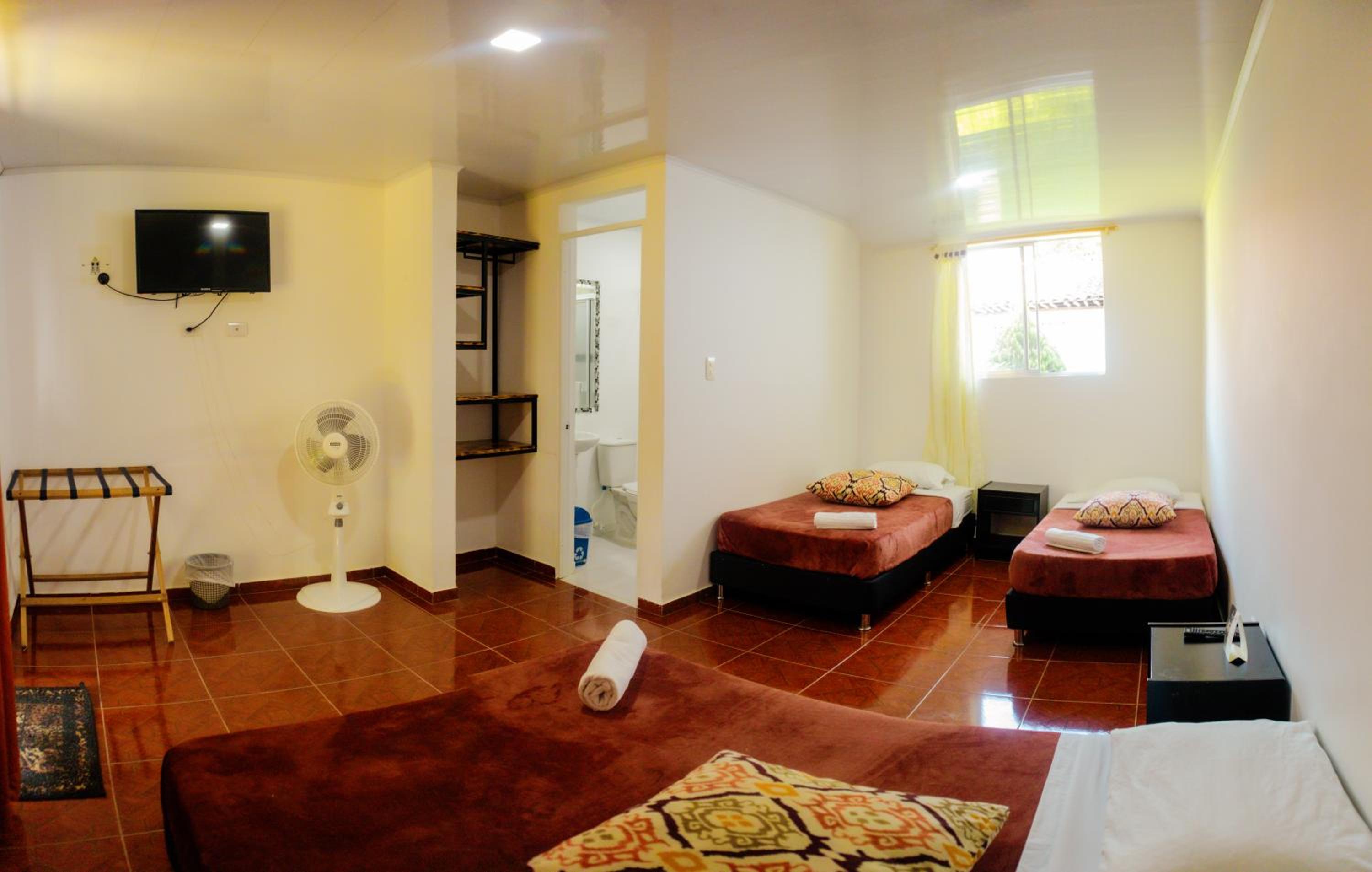 Superior Family Room photo 2