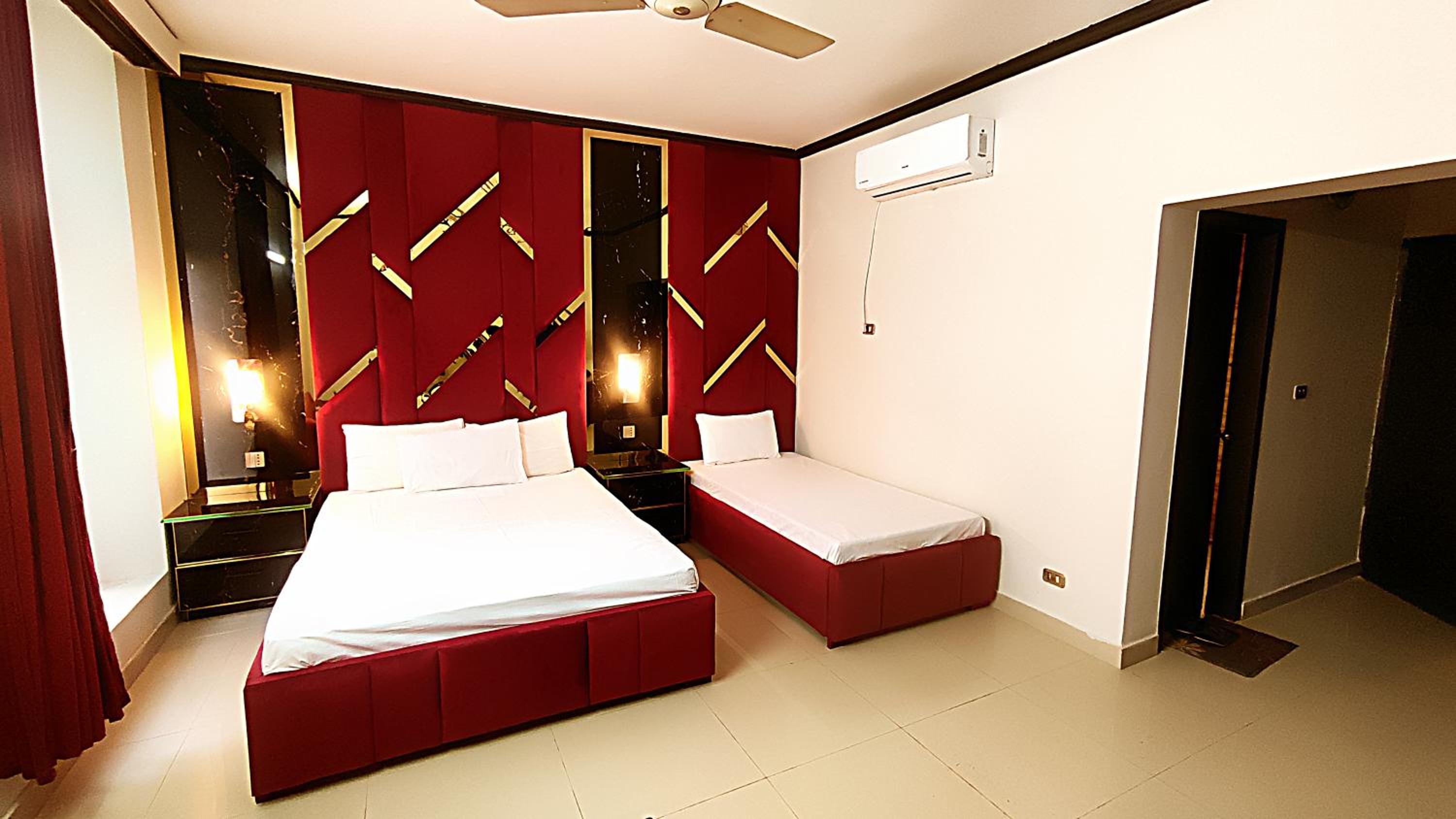 Deluxe Double Room photo 3