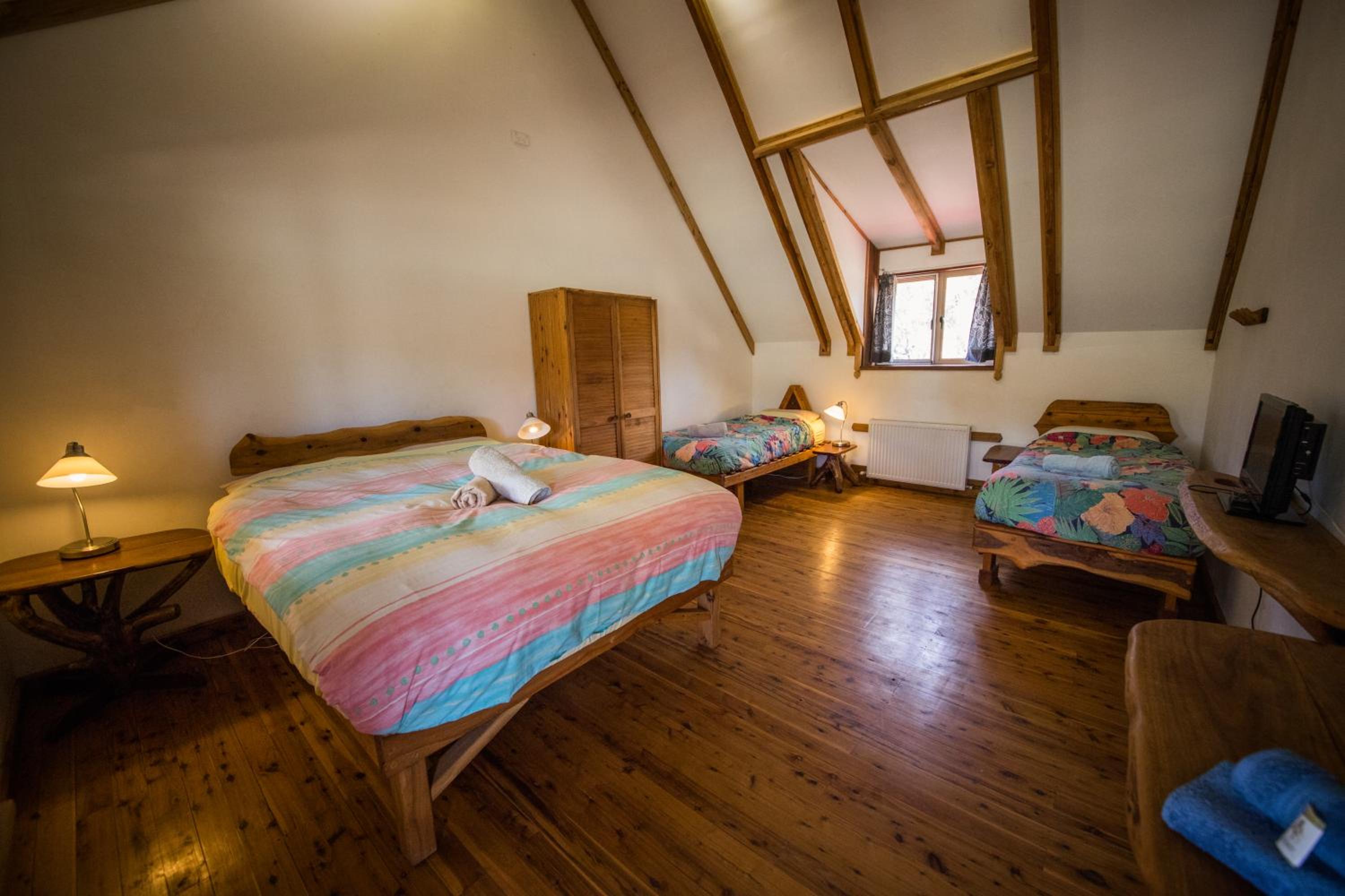 The Farmhouse 2 - Shared Bathroom