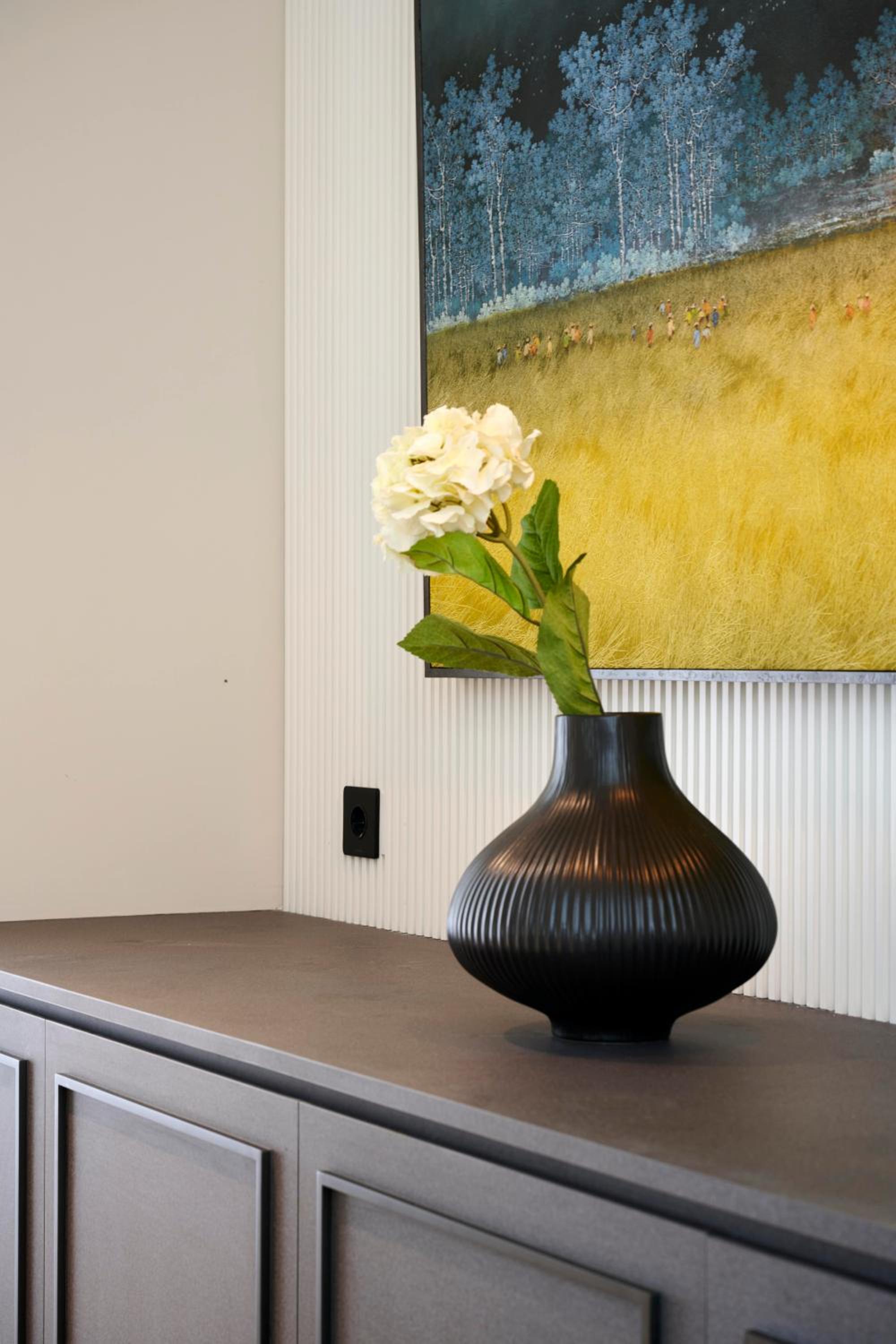 Family Room - Photo 58