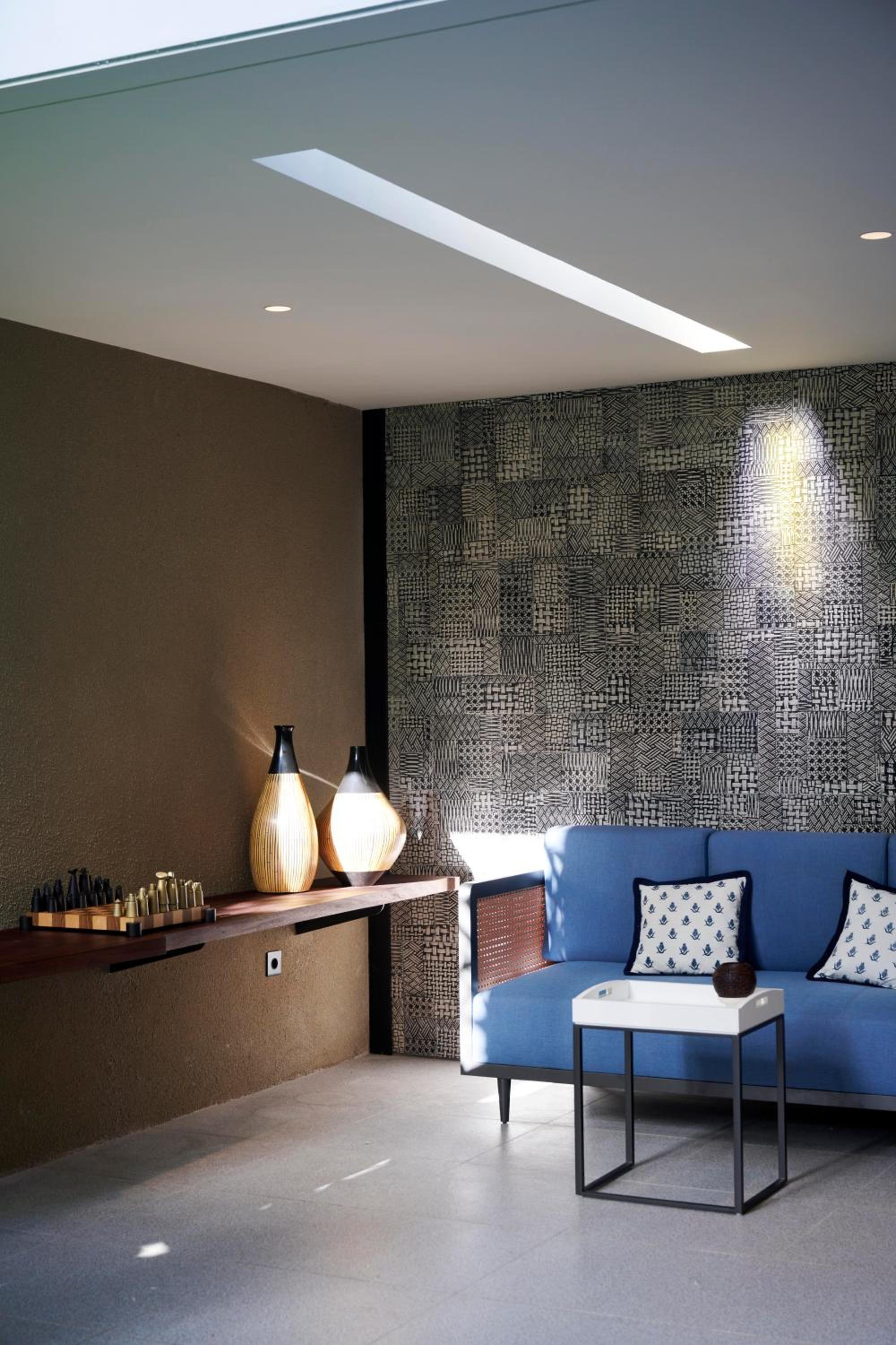 Family Room - Photo 9