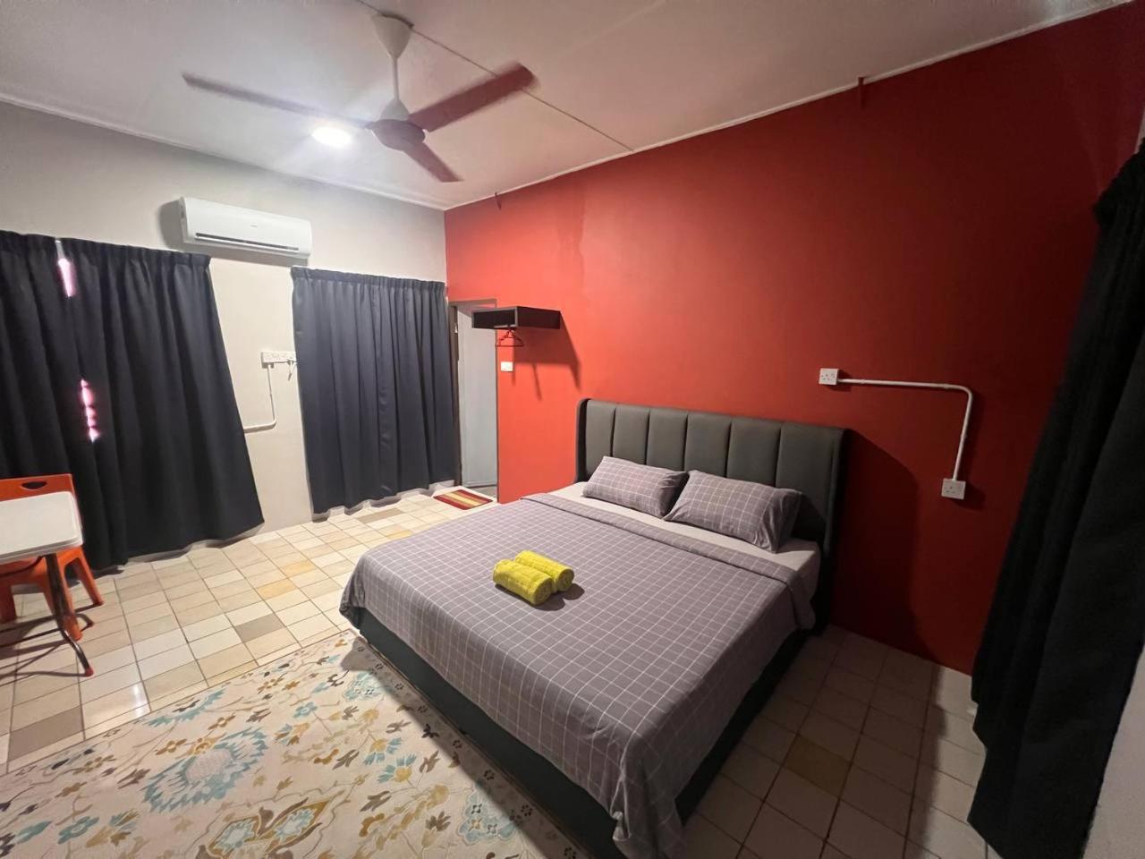 Queen Room - Photo 2