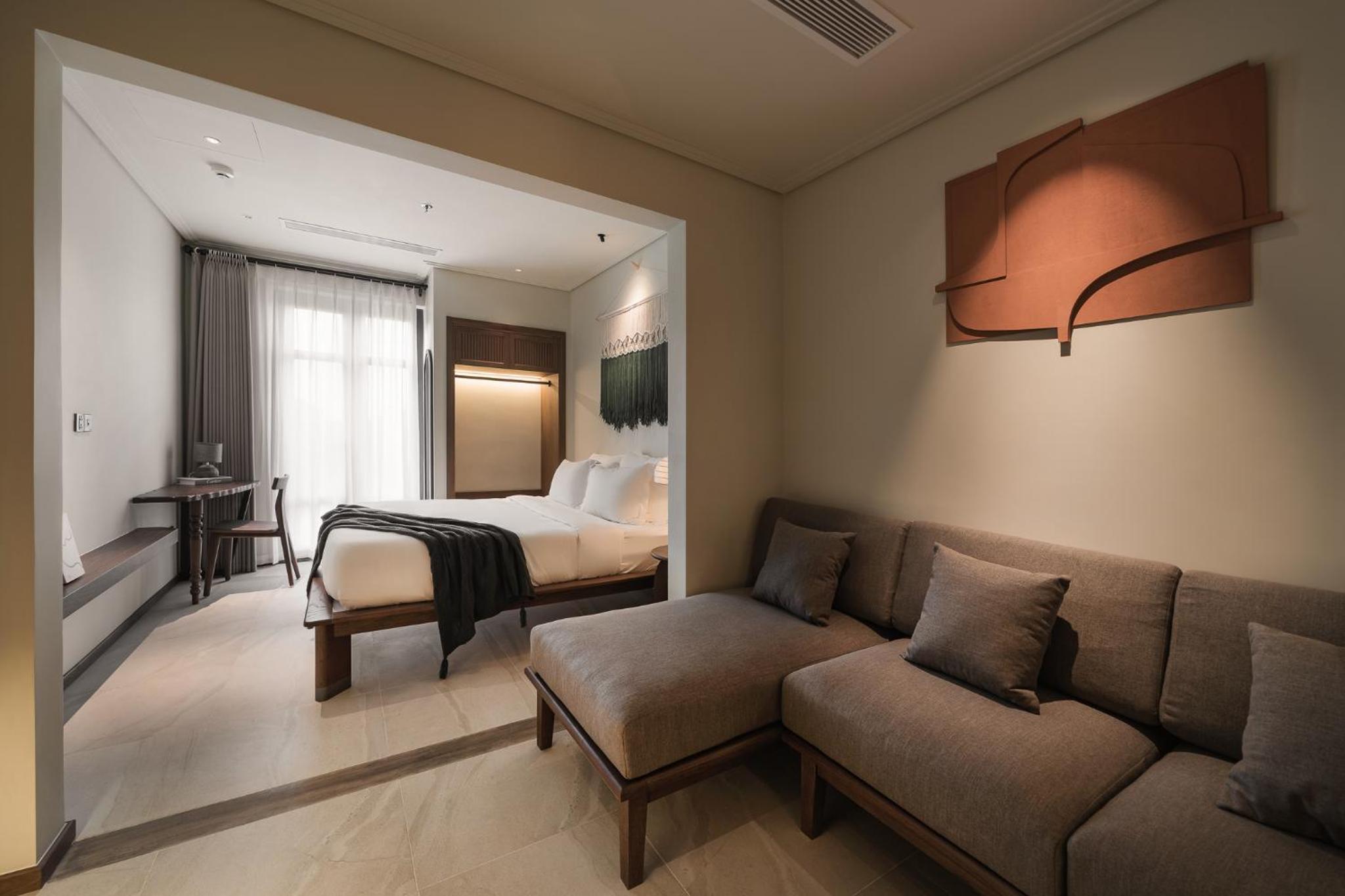 One-Bedroom Apartment - Photo 18