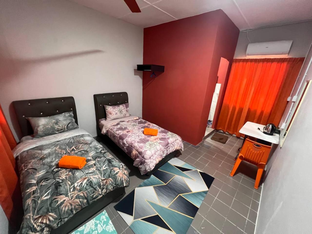 Double or Twin Room - Photo 2