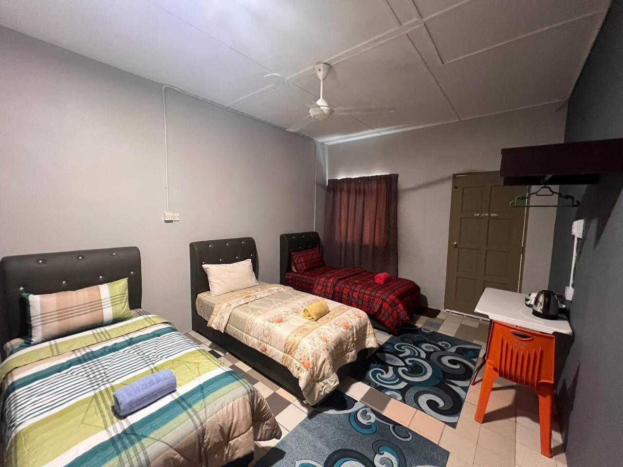 Triple Room - Photo 1