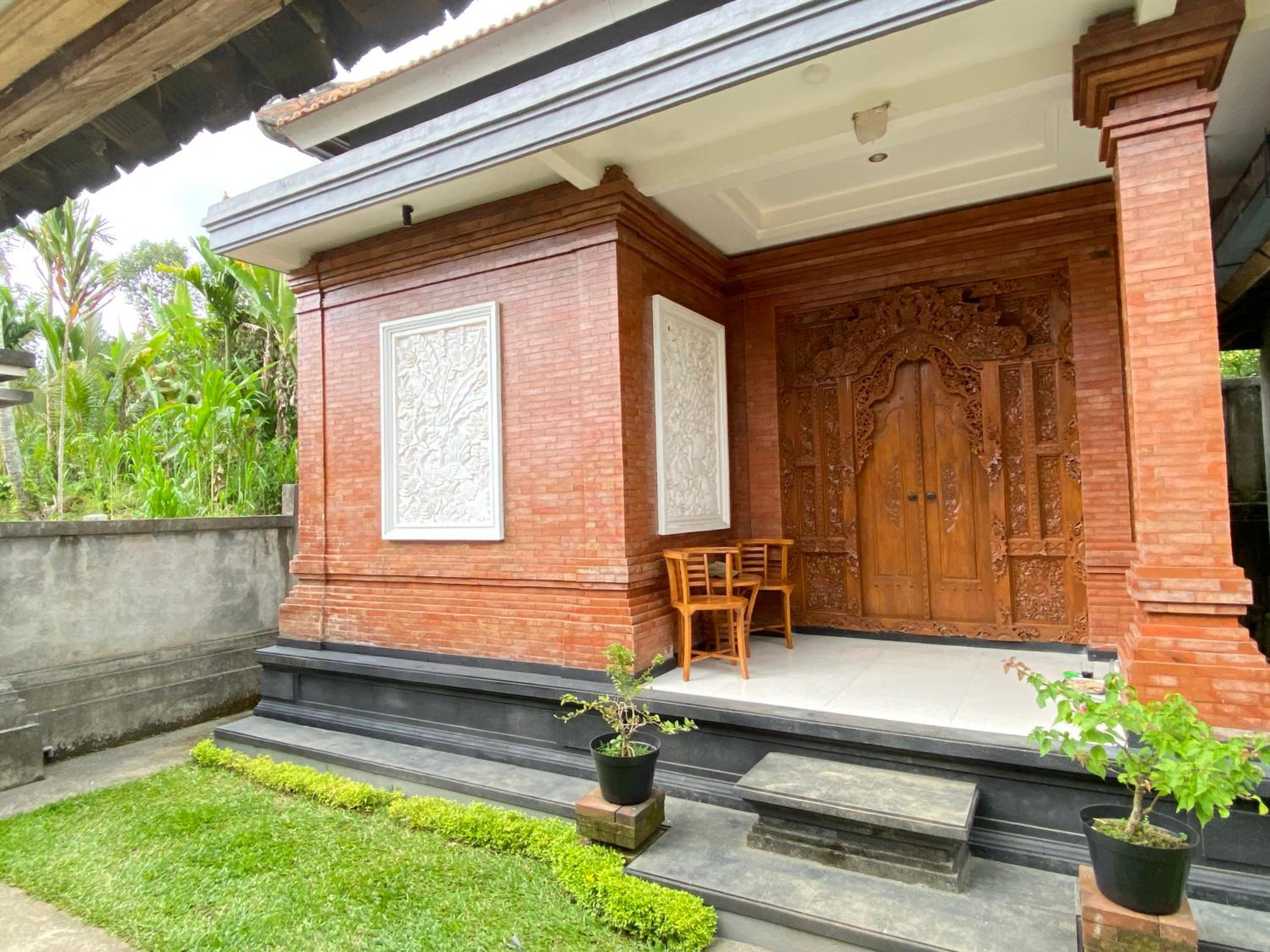 Double Room with Private Bathroom photo 2