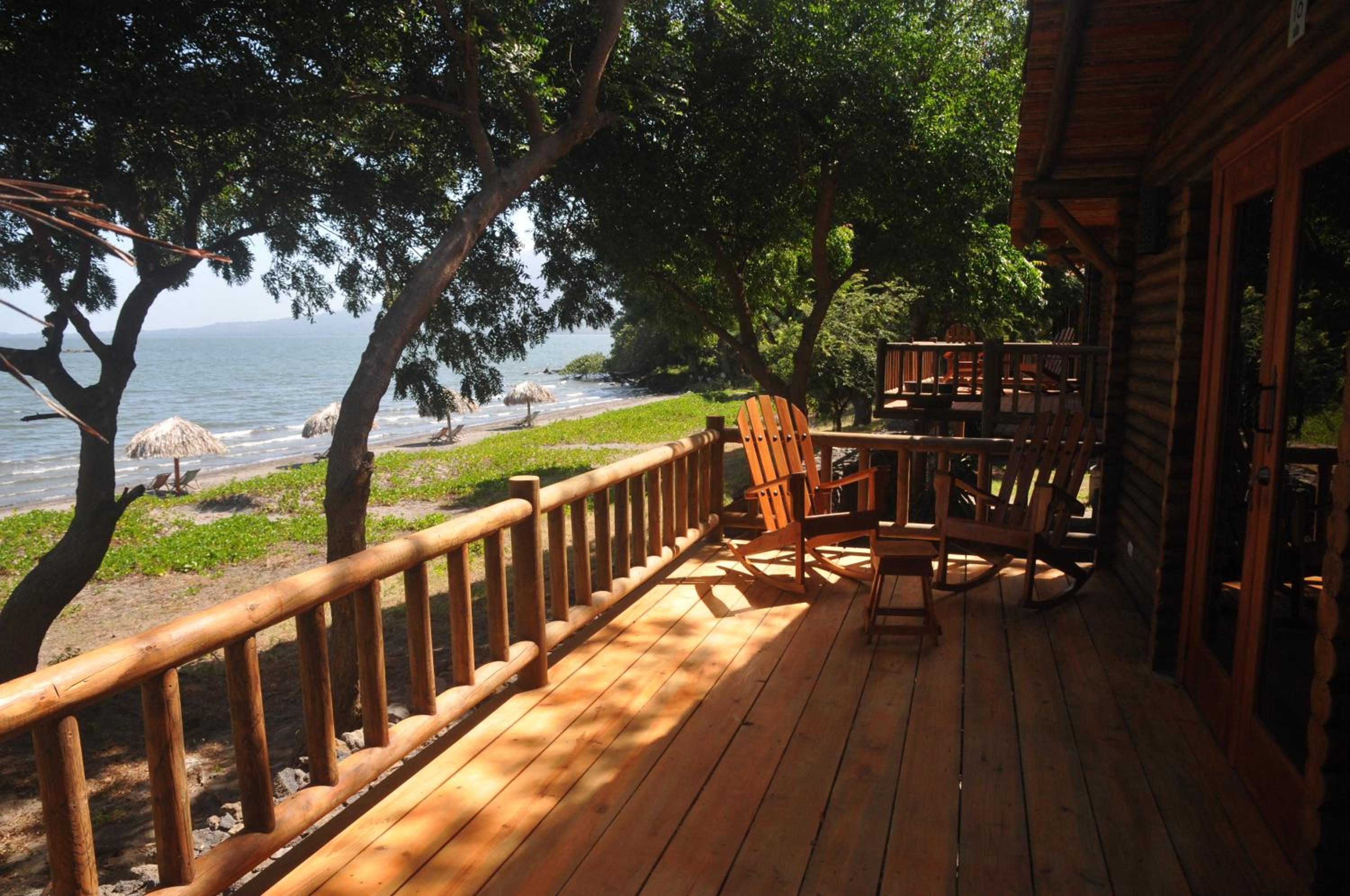 Lake Front Cabin with Two Double Beds photo 3