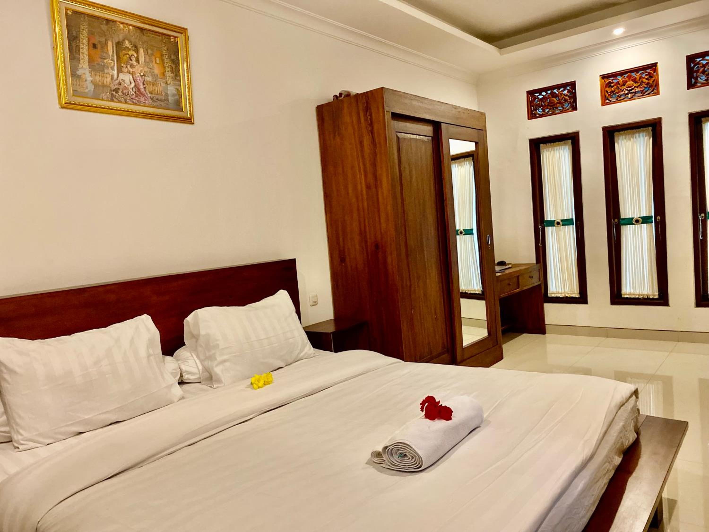 Double Room with Private Bathroom photo 1