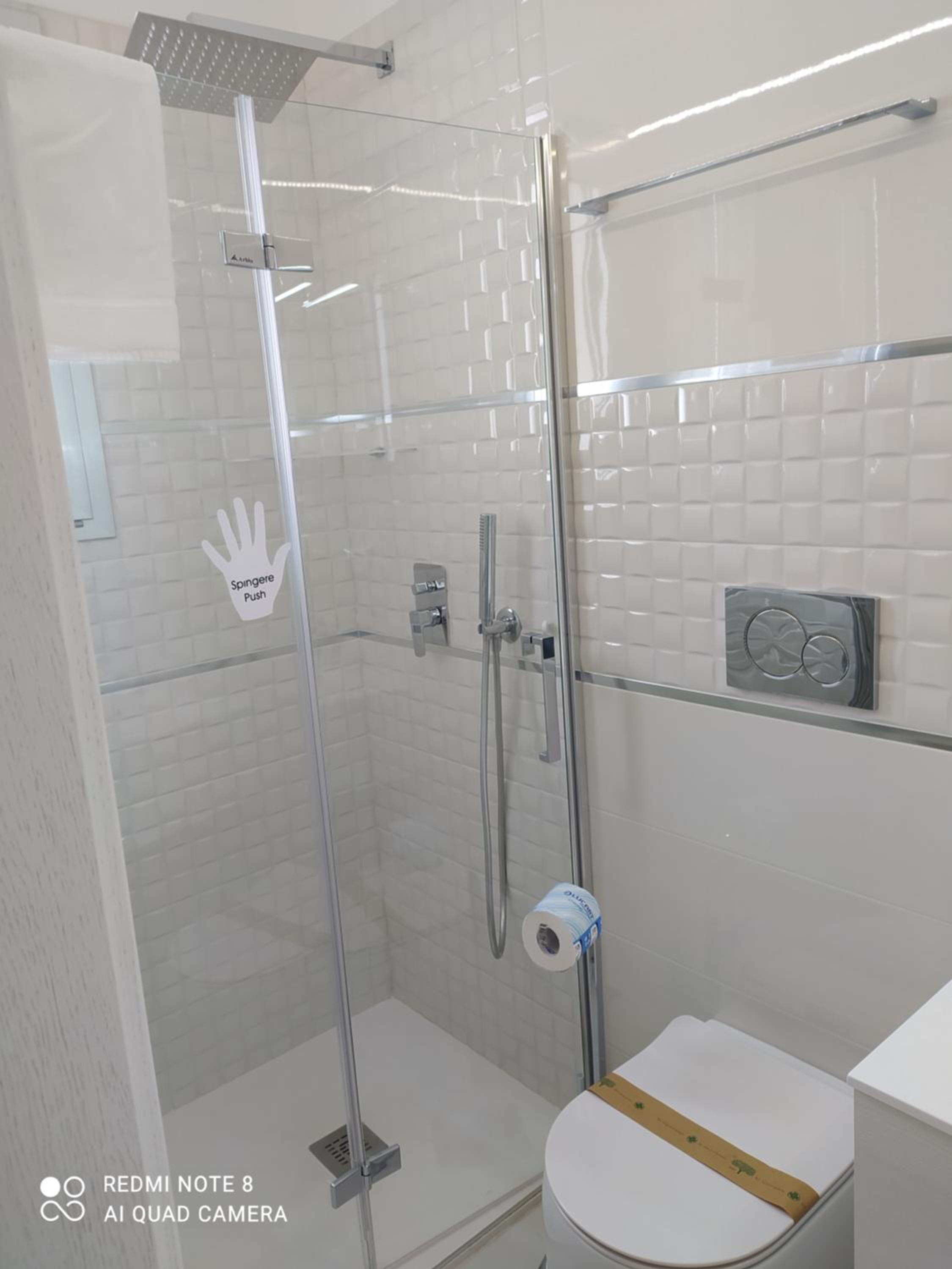 Double Room with Private Bathroom photo 3