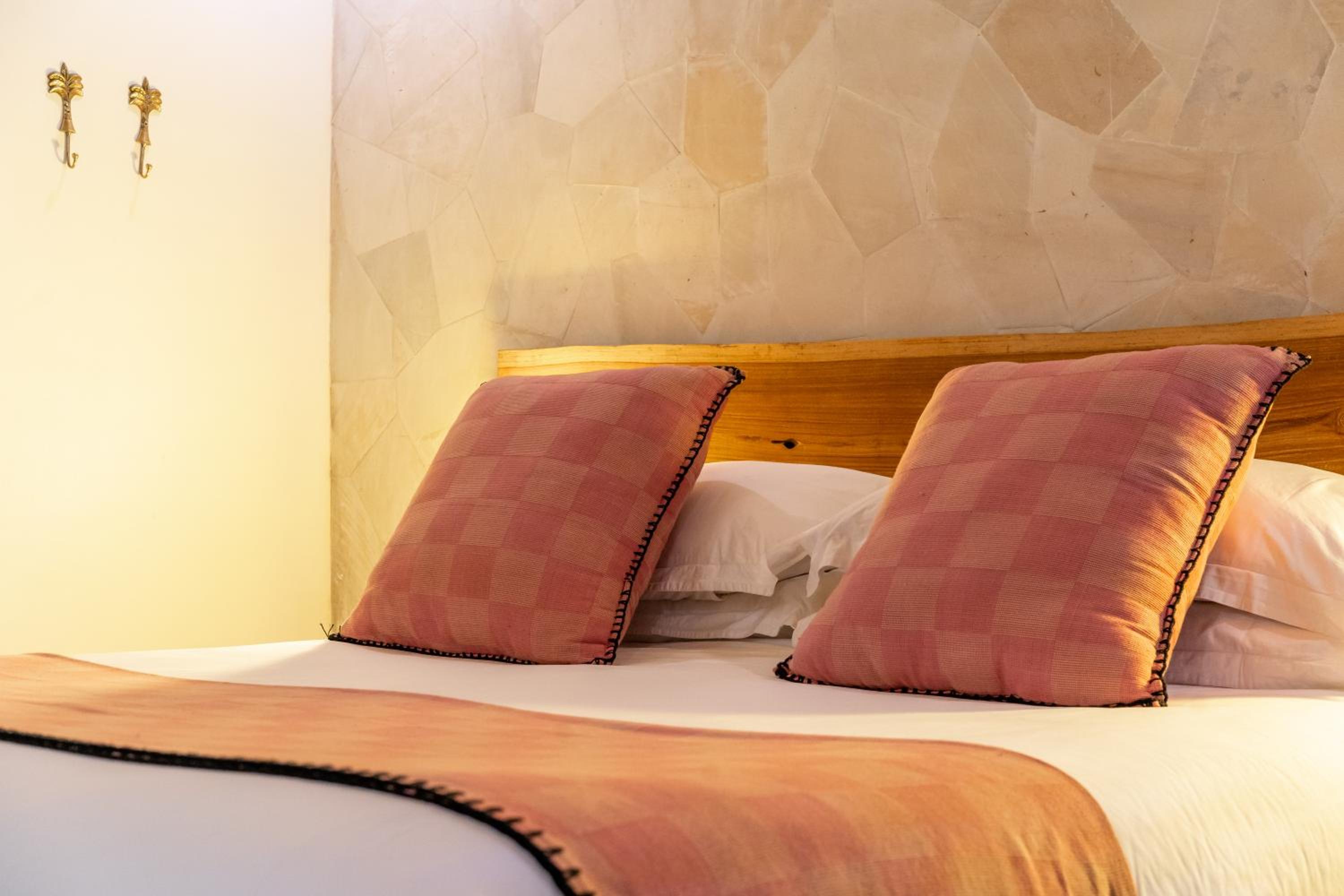 Standard Double or Twin Room - Photo 1