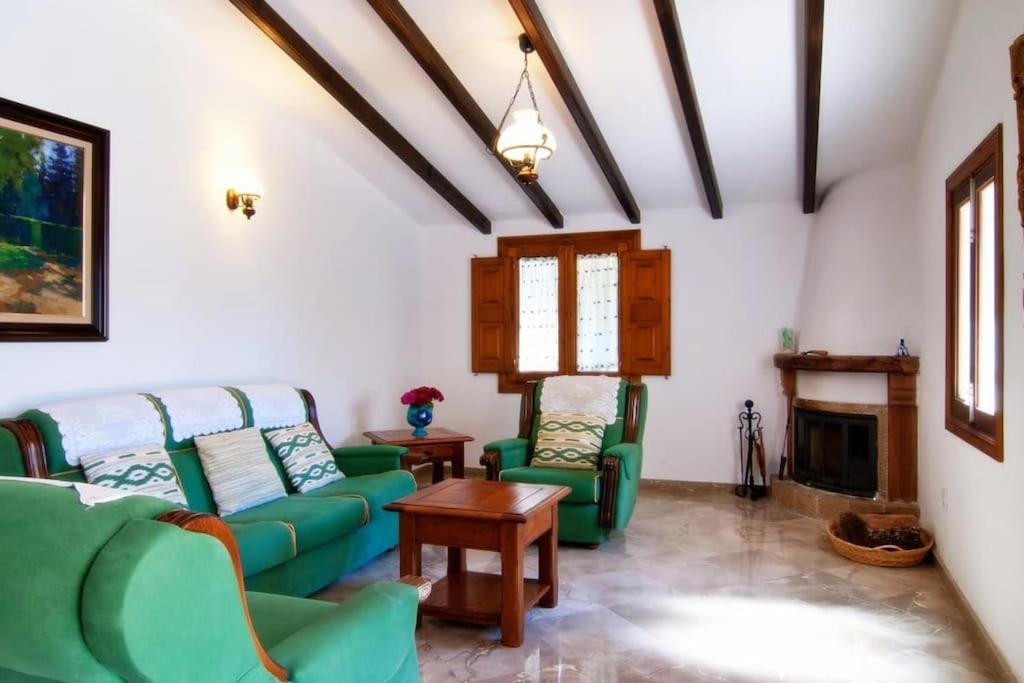 Villa photo 3