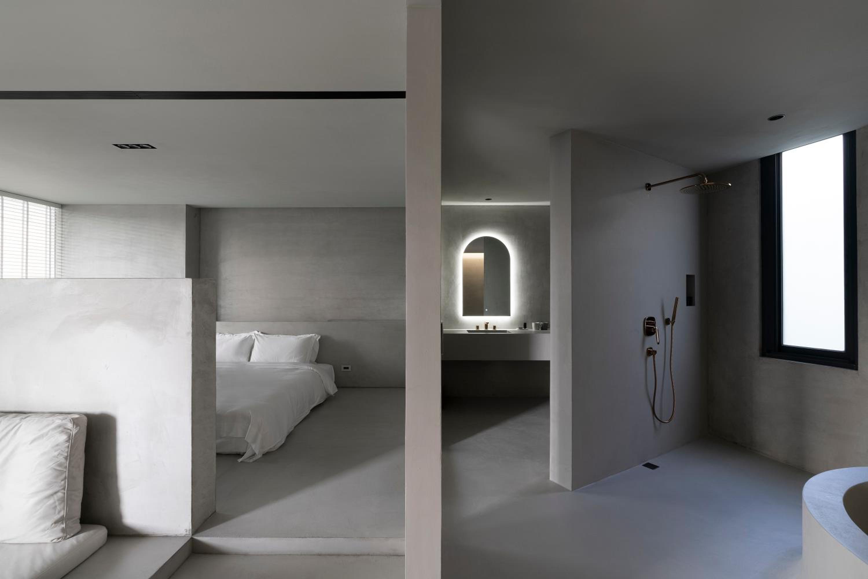 Large Double Room photo 1