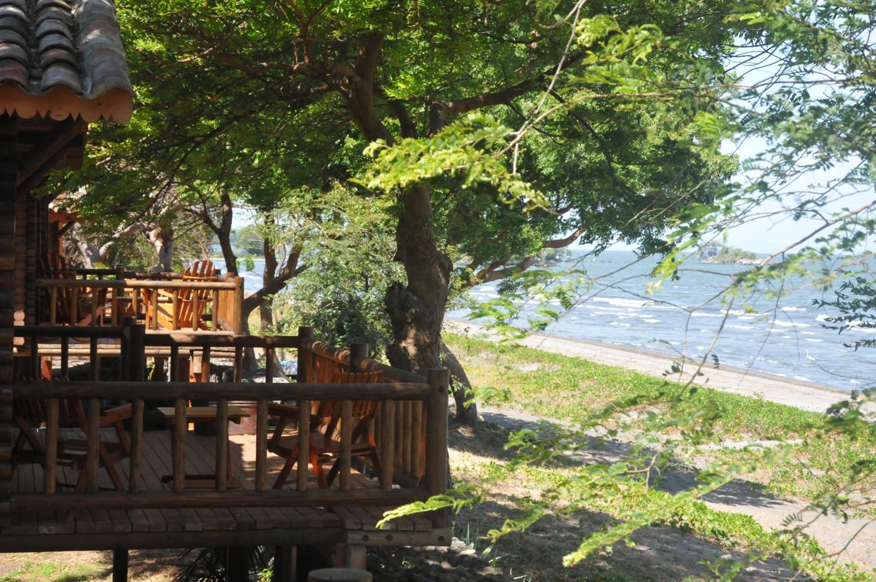 Lake Front Cabin photo 3