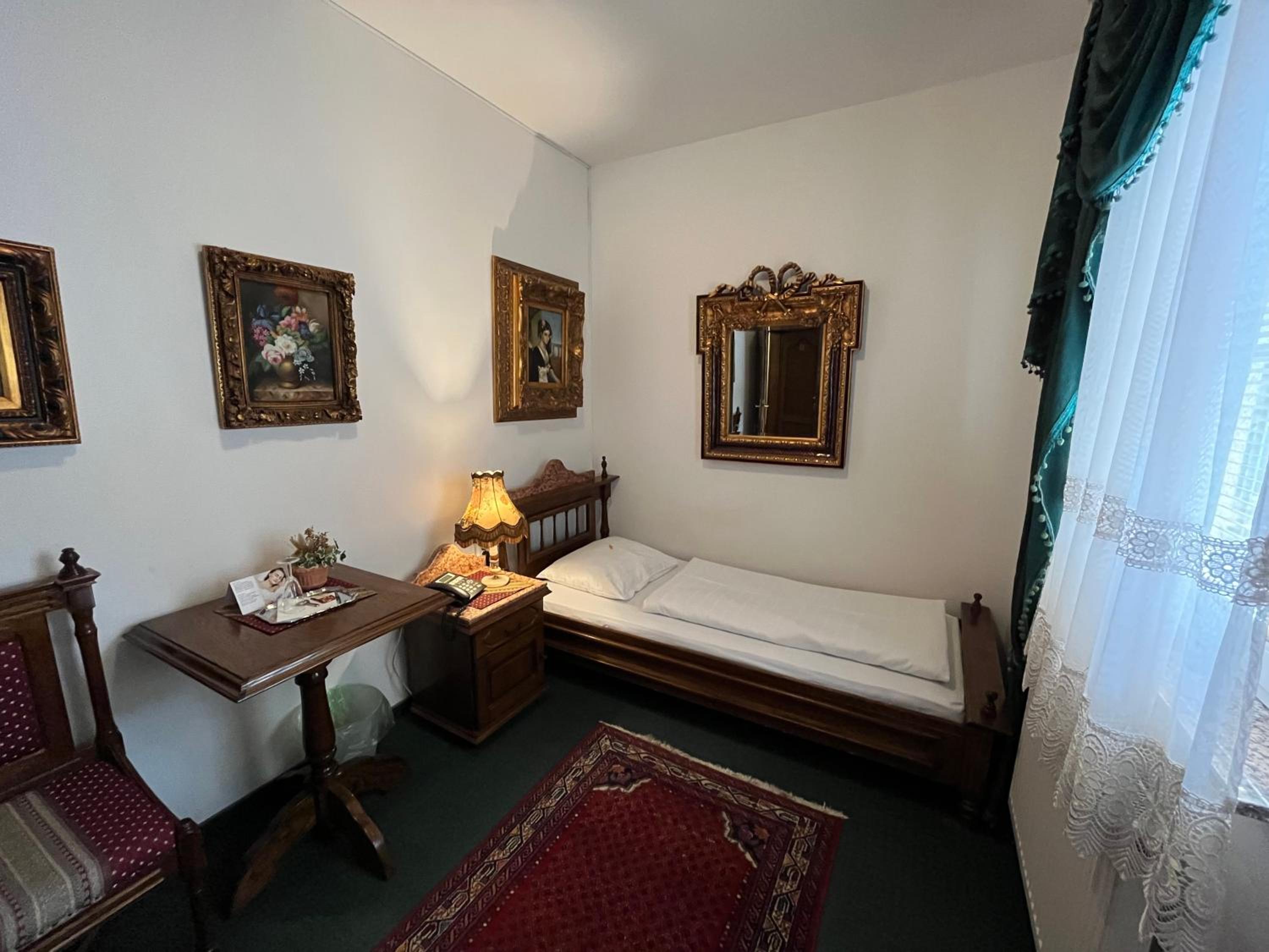 Single Room with Balcony photo 1