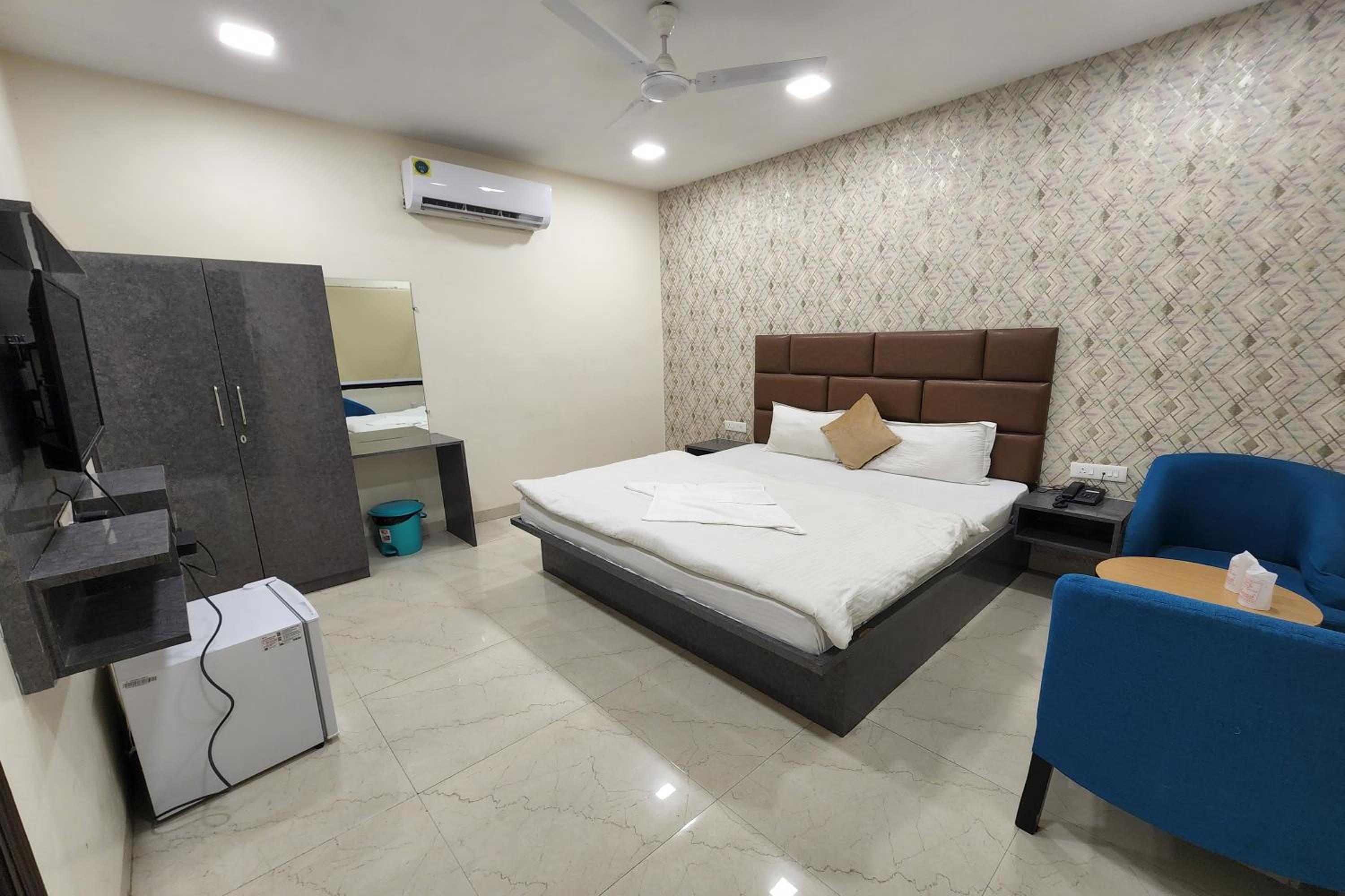 Superior Double Room - Photo 9