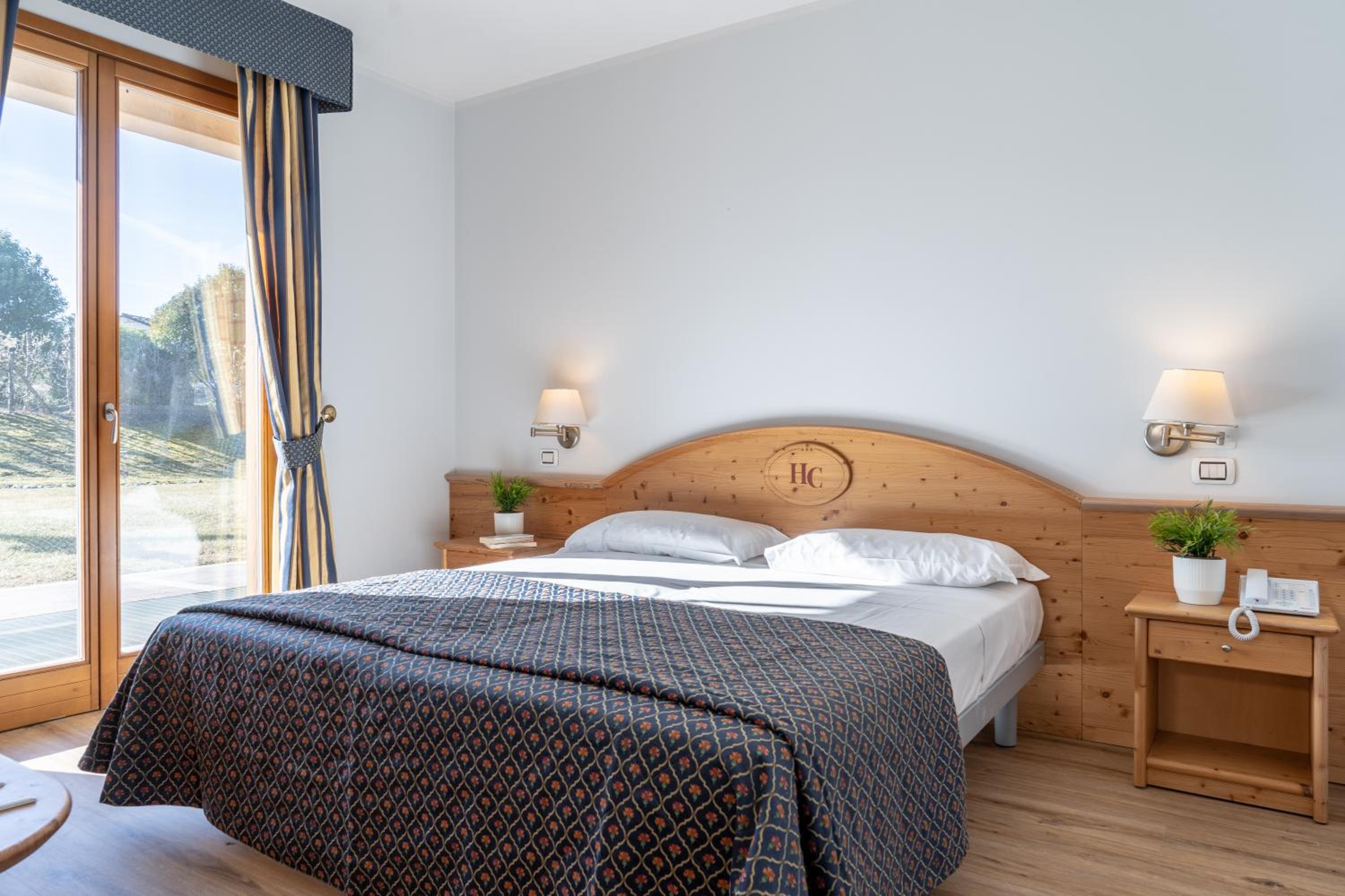 Double or Twin Room with Garden View - Photo 3