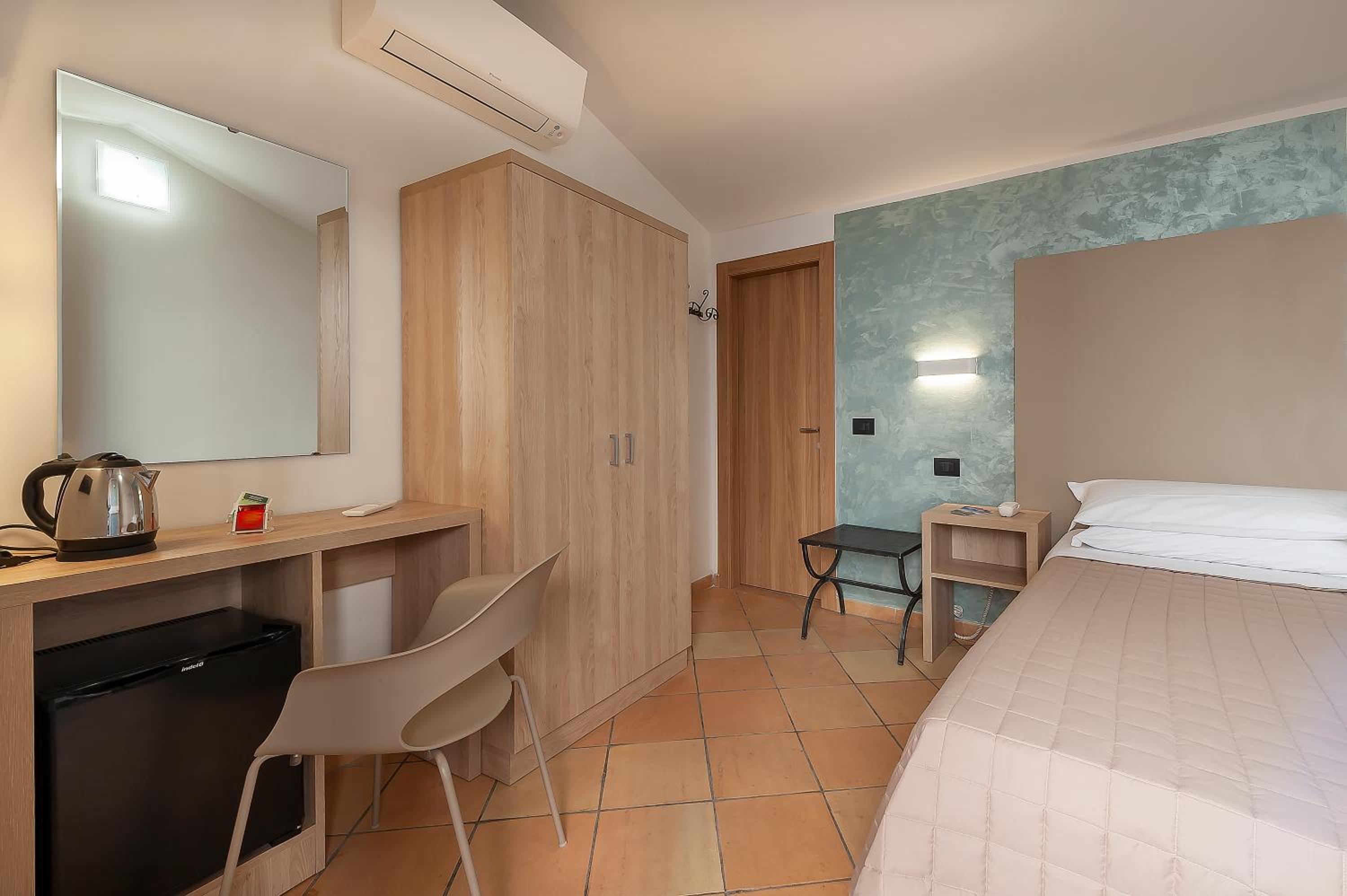 Single Room