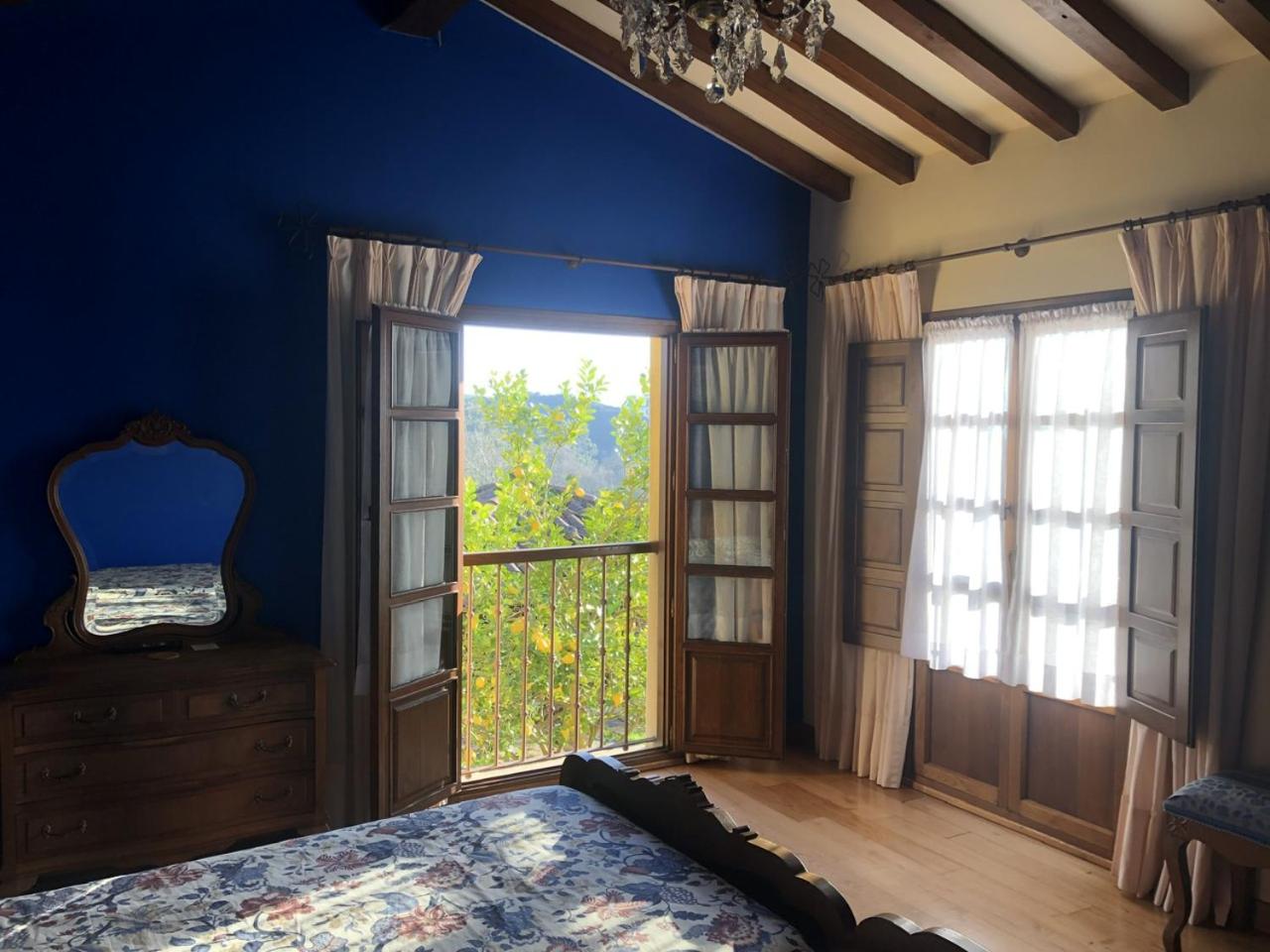 Twin Room - Photo 5