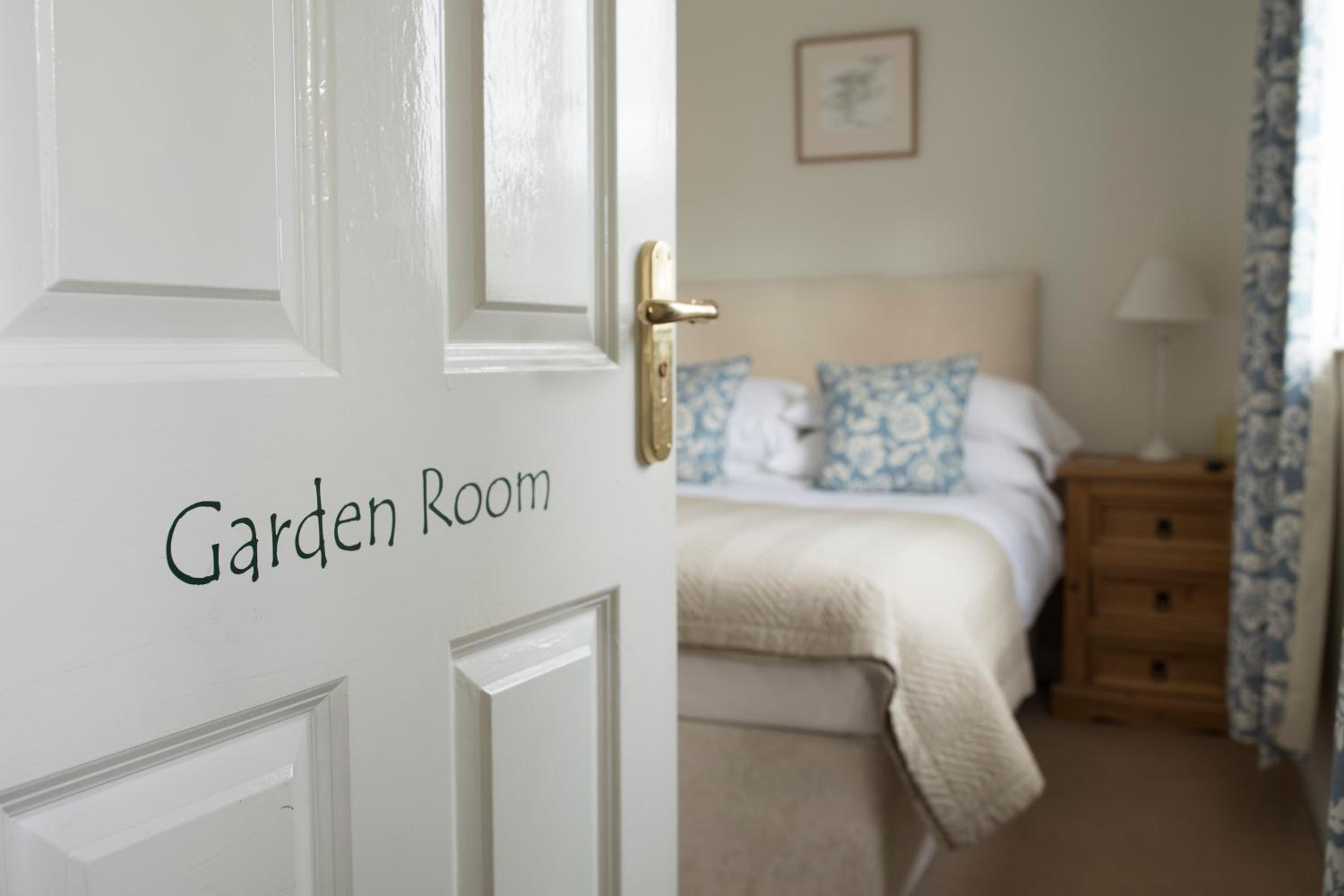 Double Room with Private External Bathroom