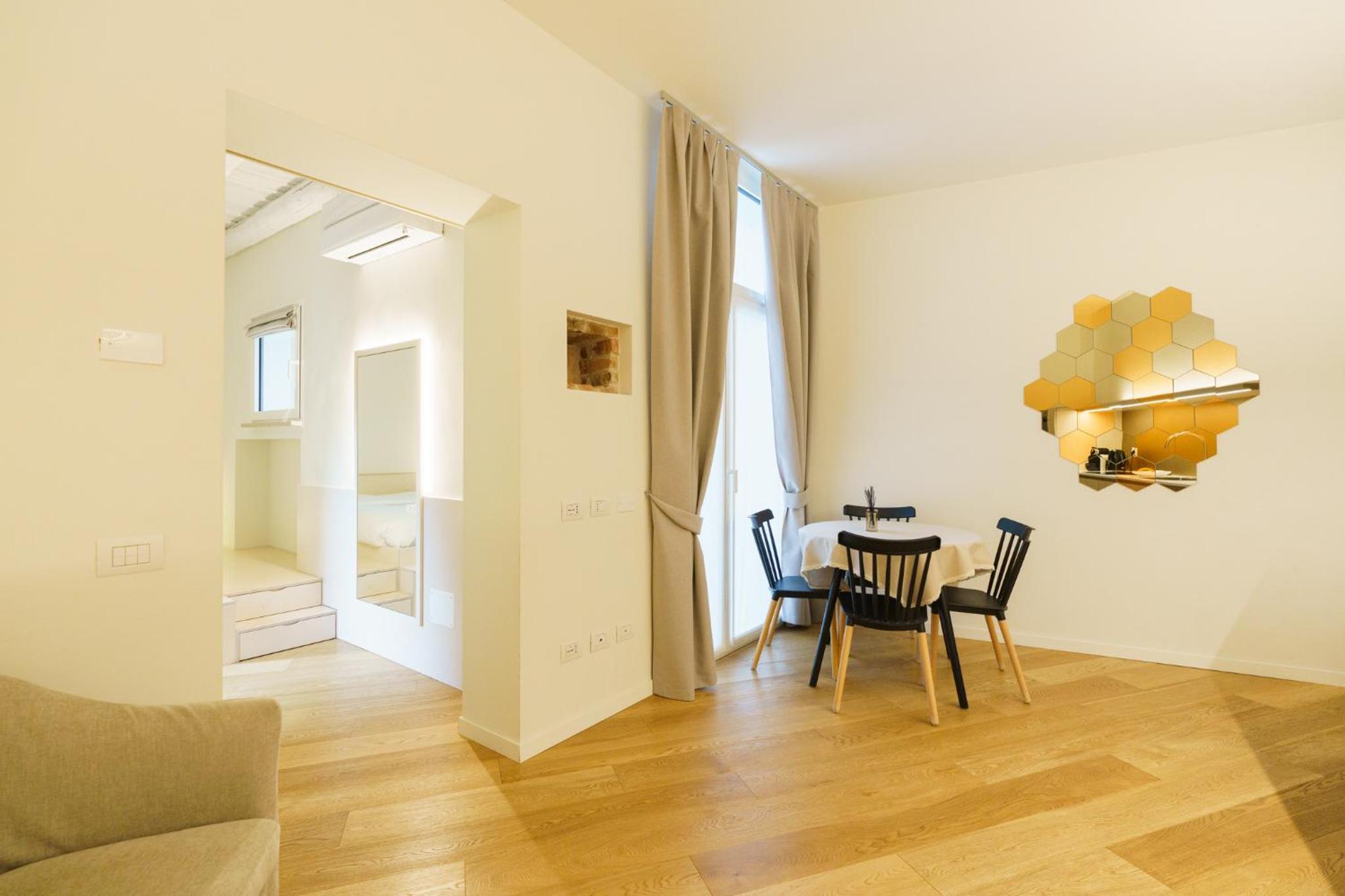 Deluxe Apartment - Separate Building