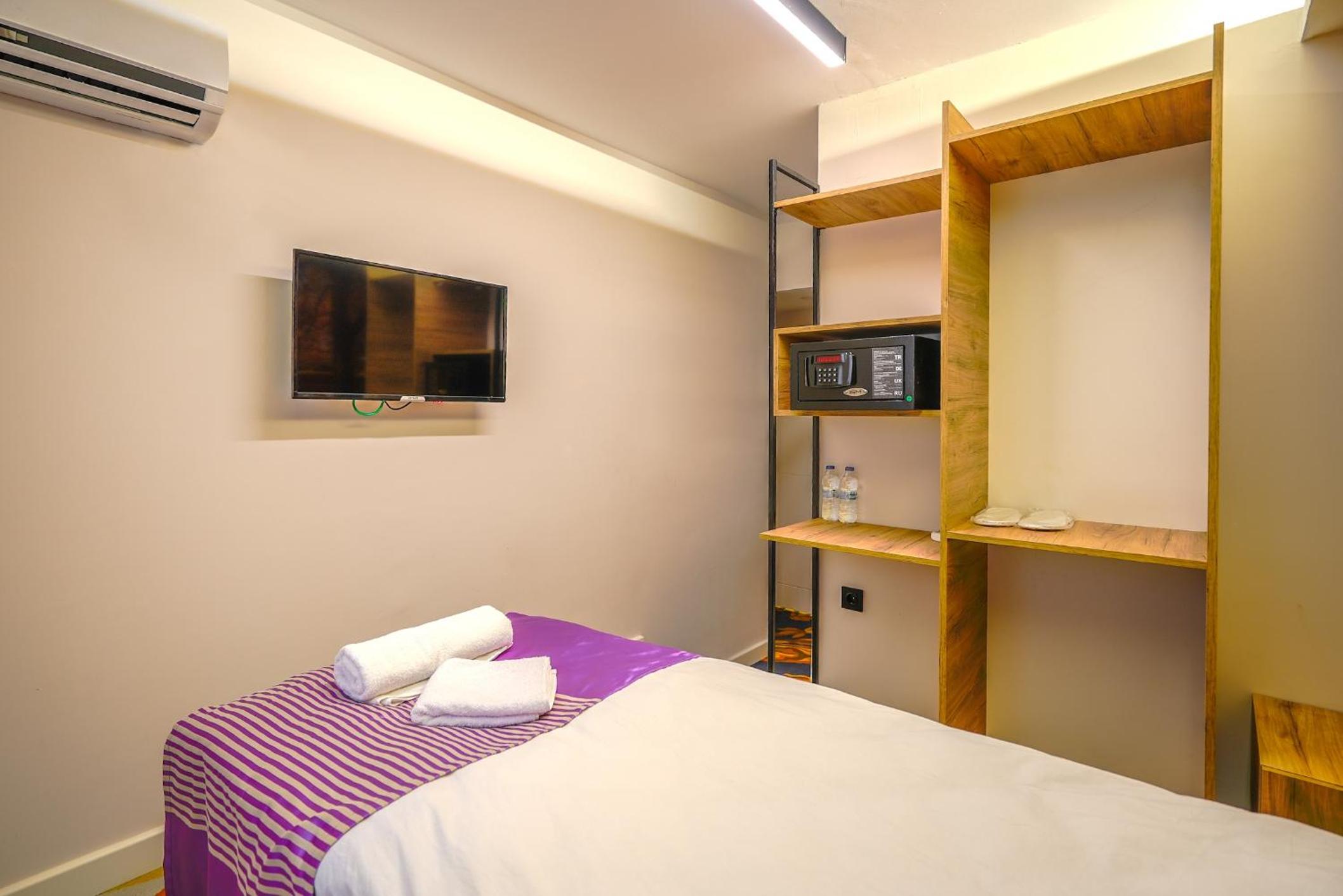 Basement Single Room