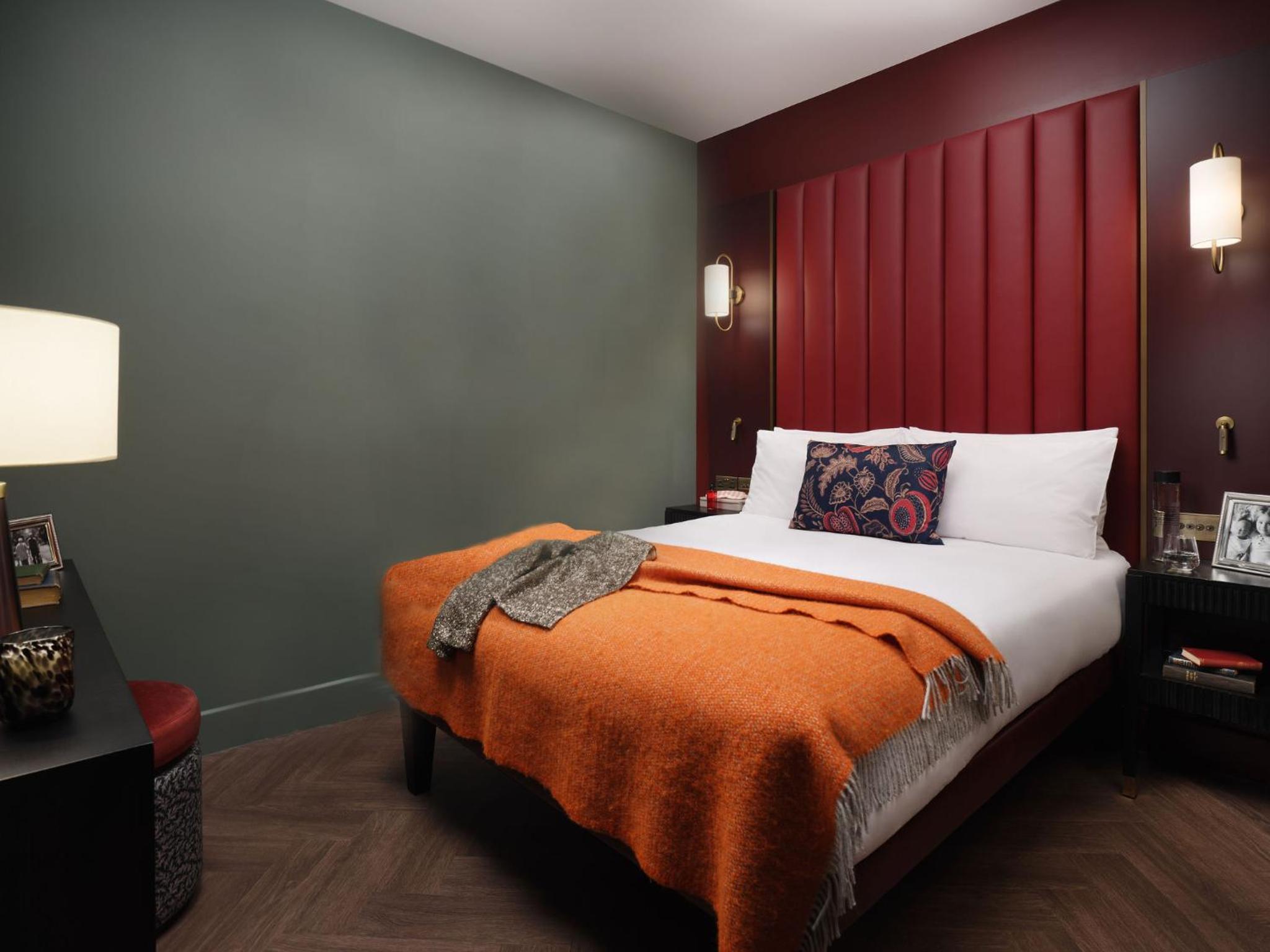 King Bedroom
