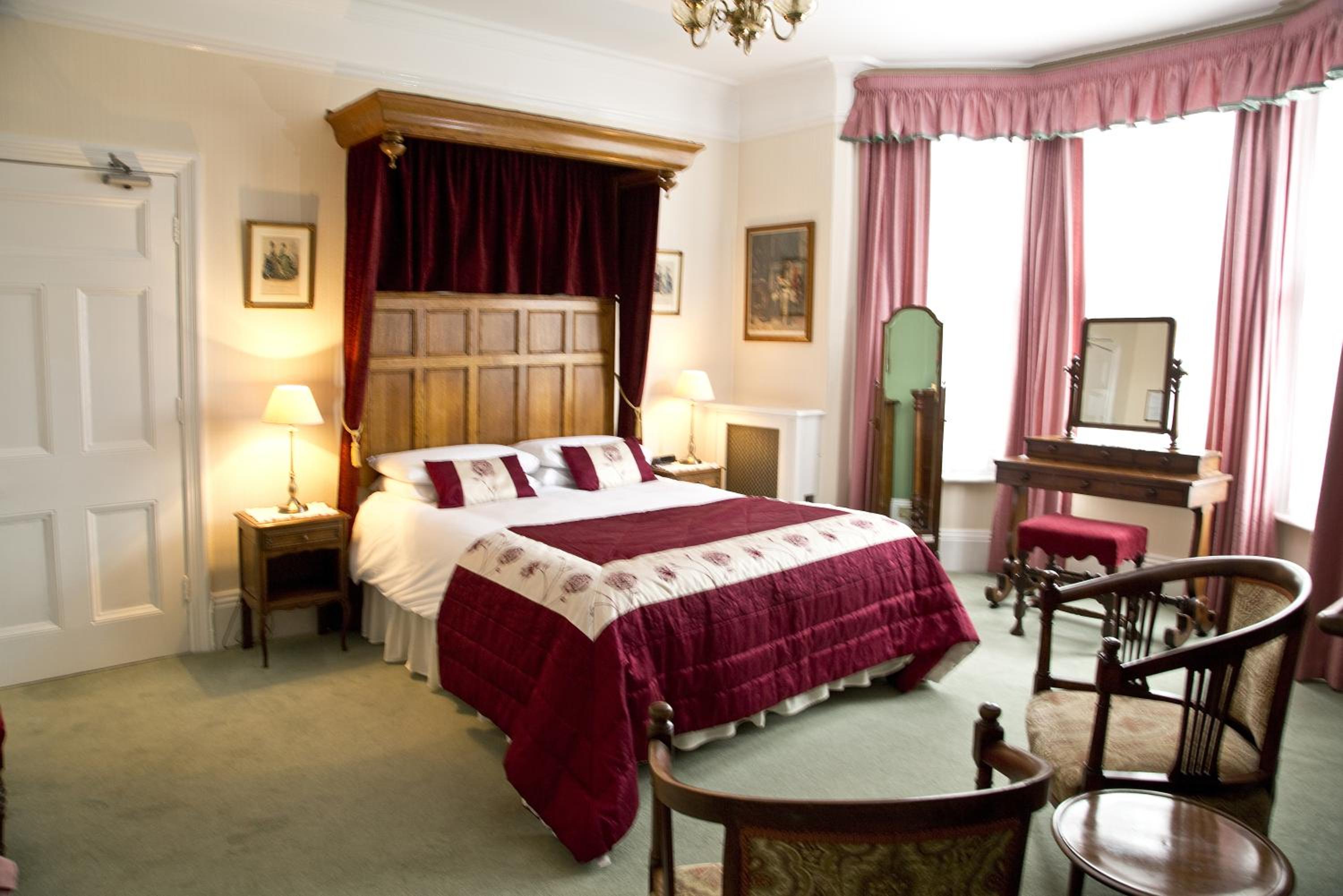 King Room with Spa Bath photo 1