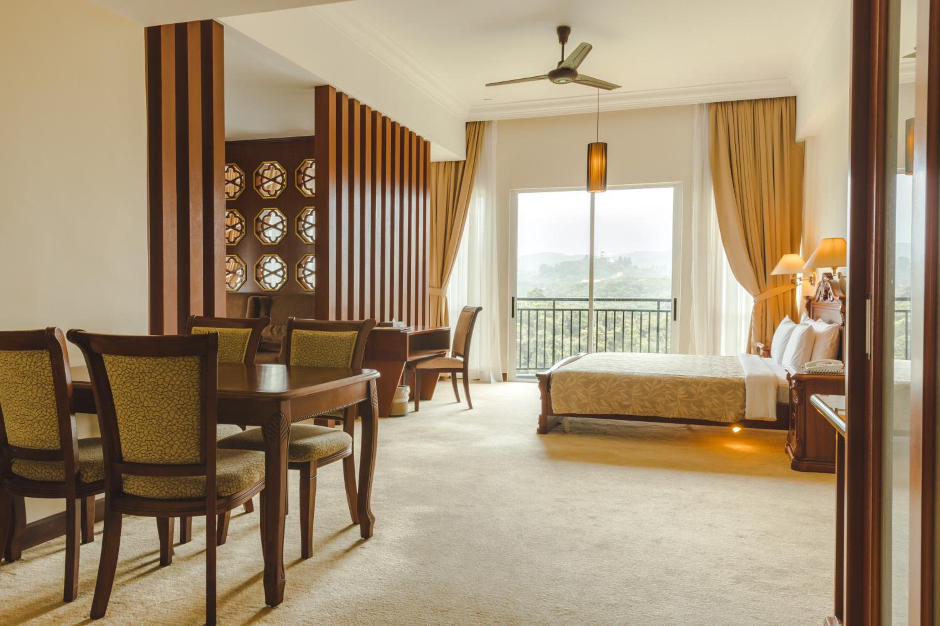 Cameron Suite - Photo 4