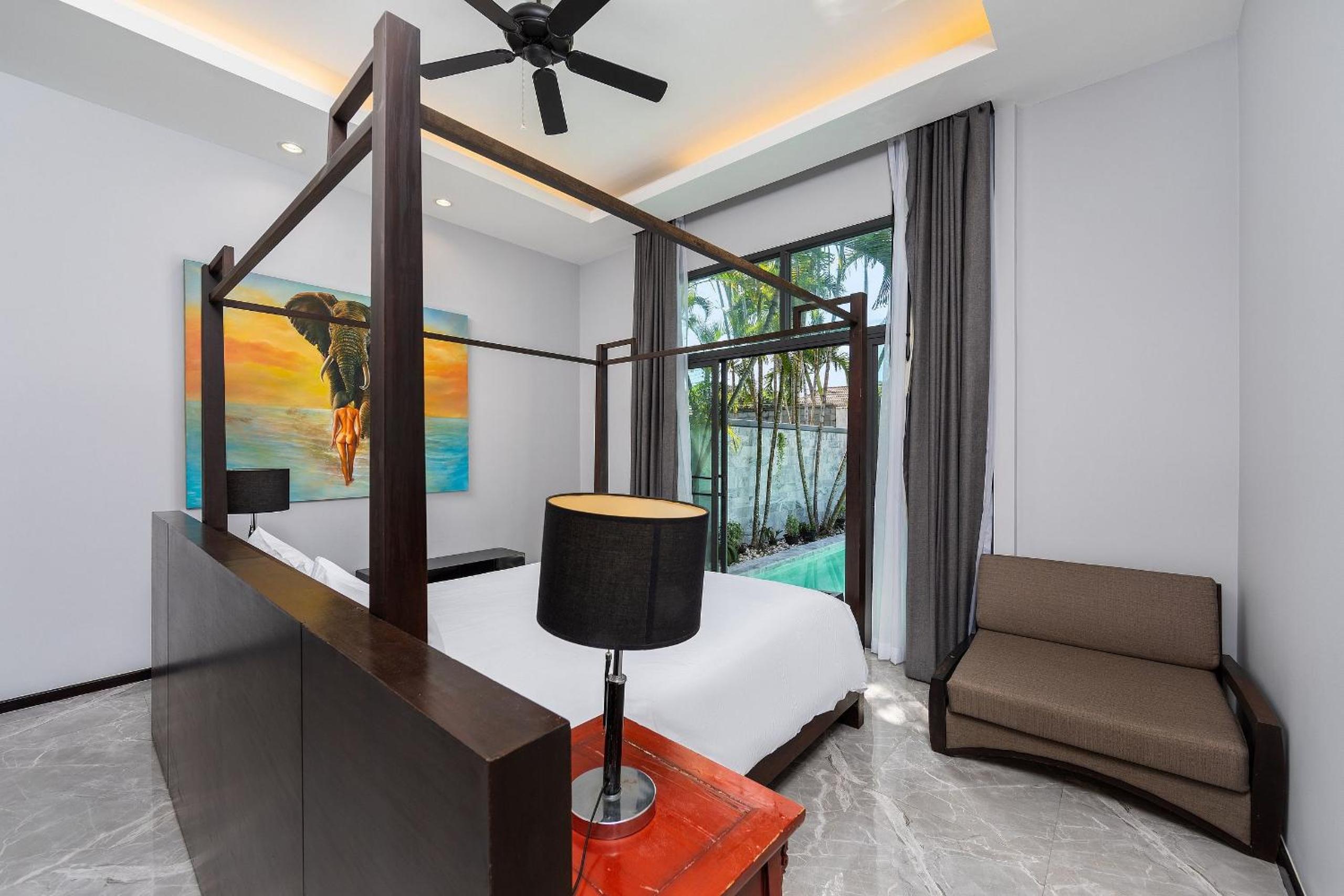 Villa photo 1