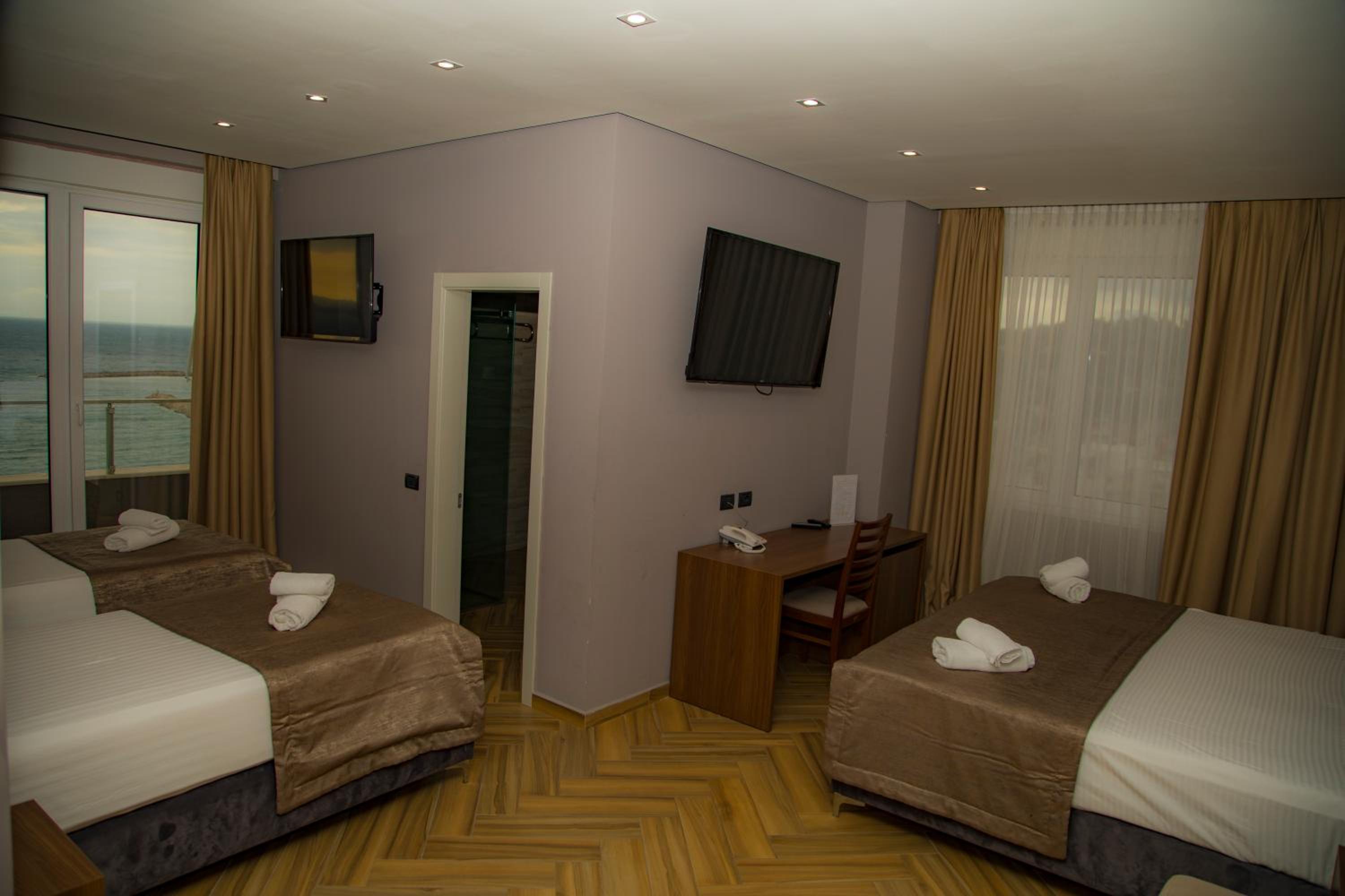 Suite with Sea View