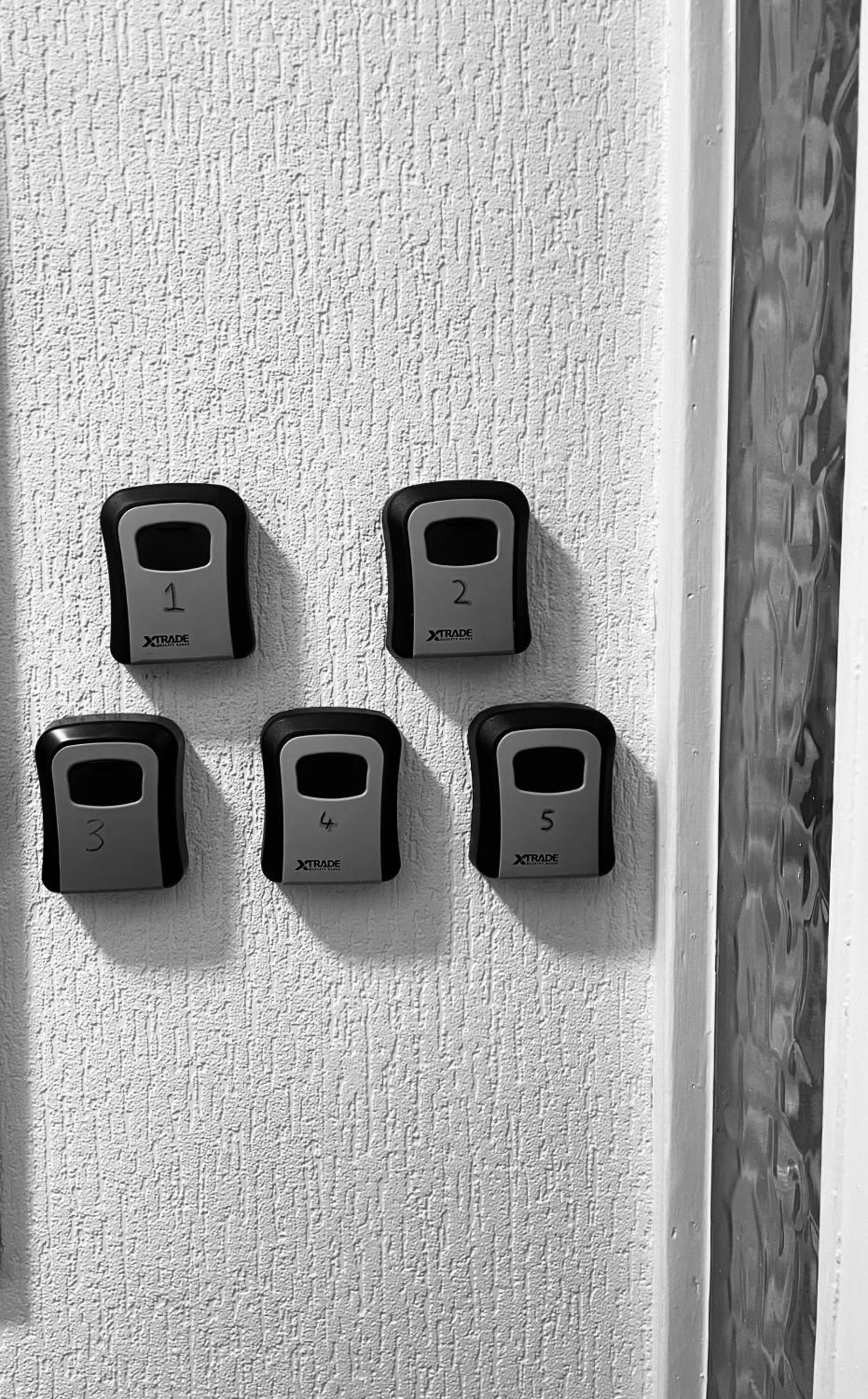 Deluxe Twin Room - Photo 5
