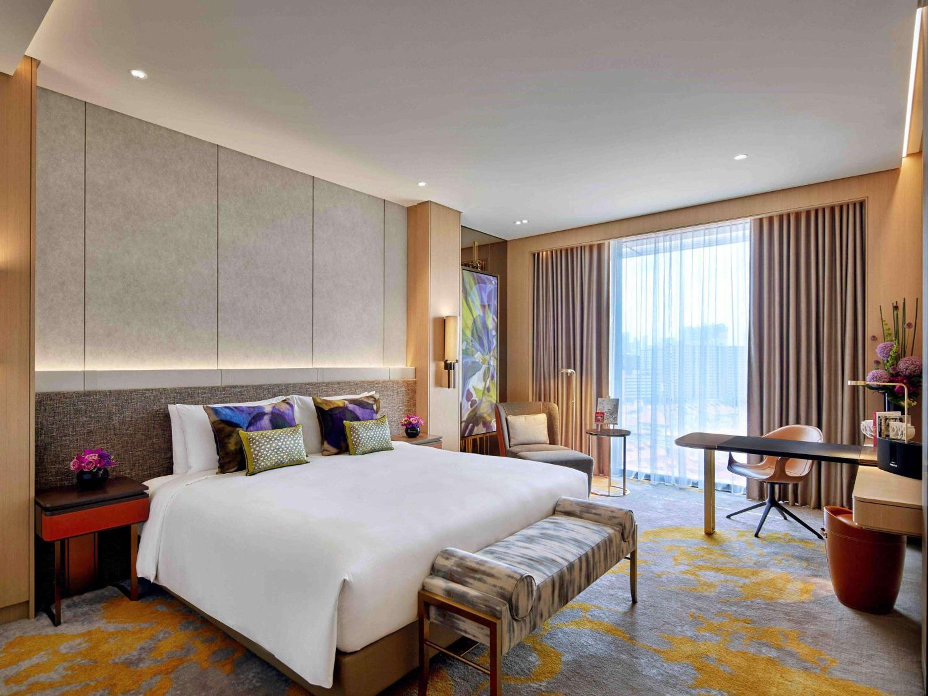 Luxury Premium Room, 1 King Bed, High Floor