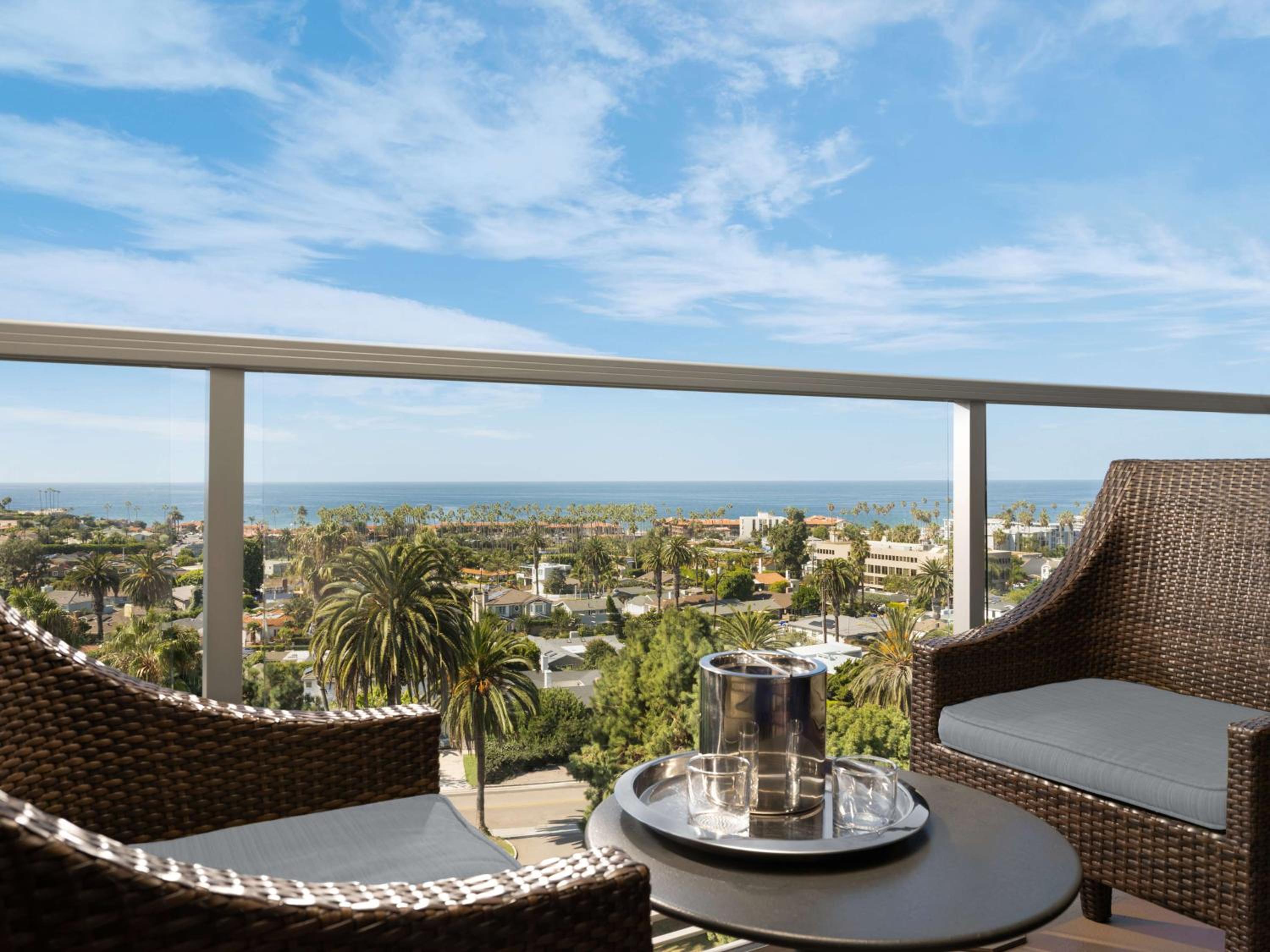 King Room with Ocean View - Photo 2