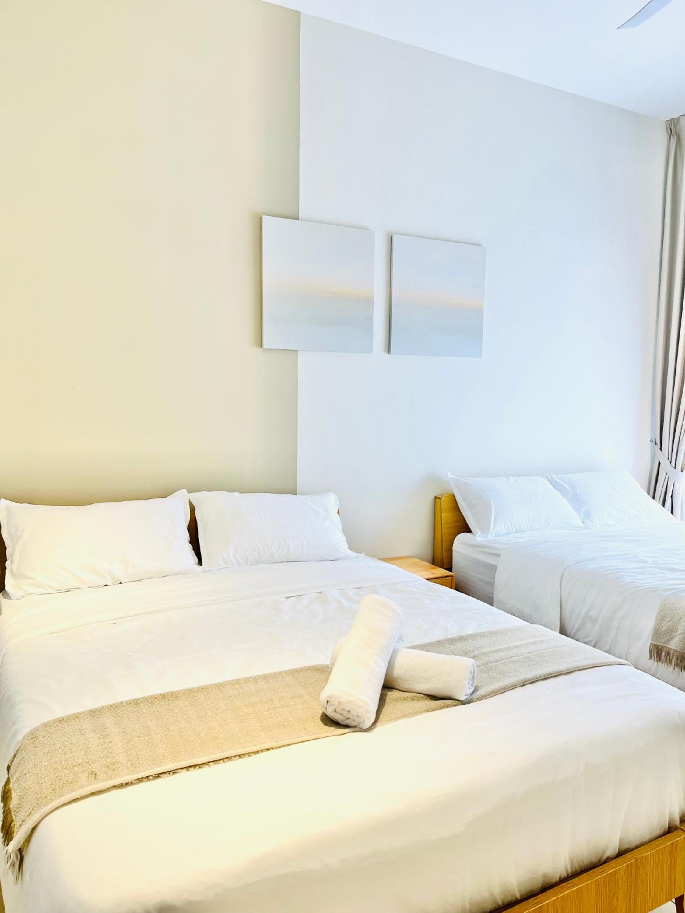 Two-Bedroom Suite - Photo 4
