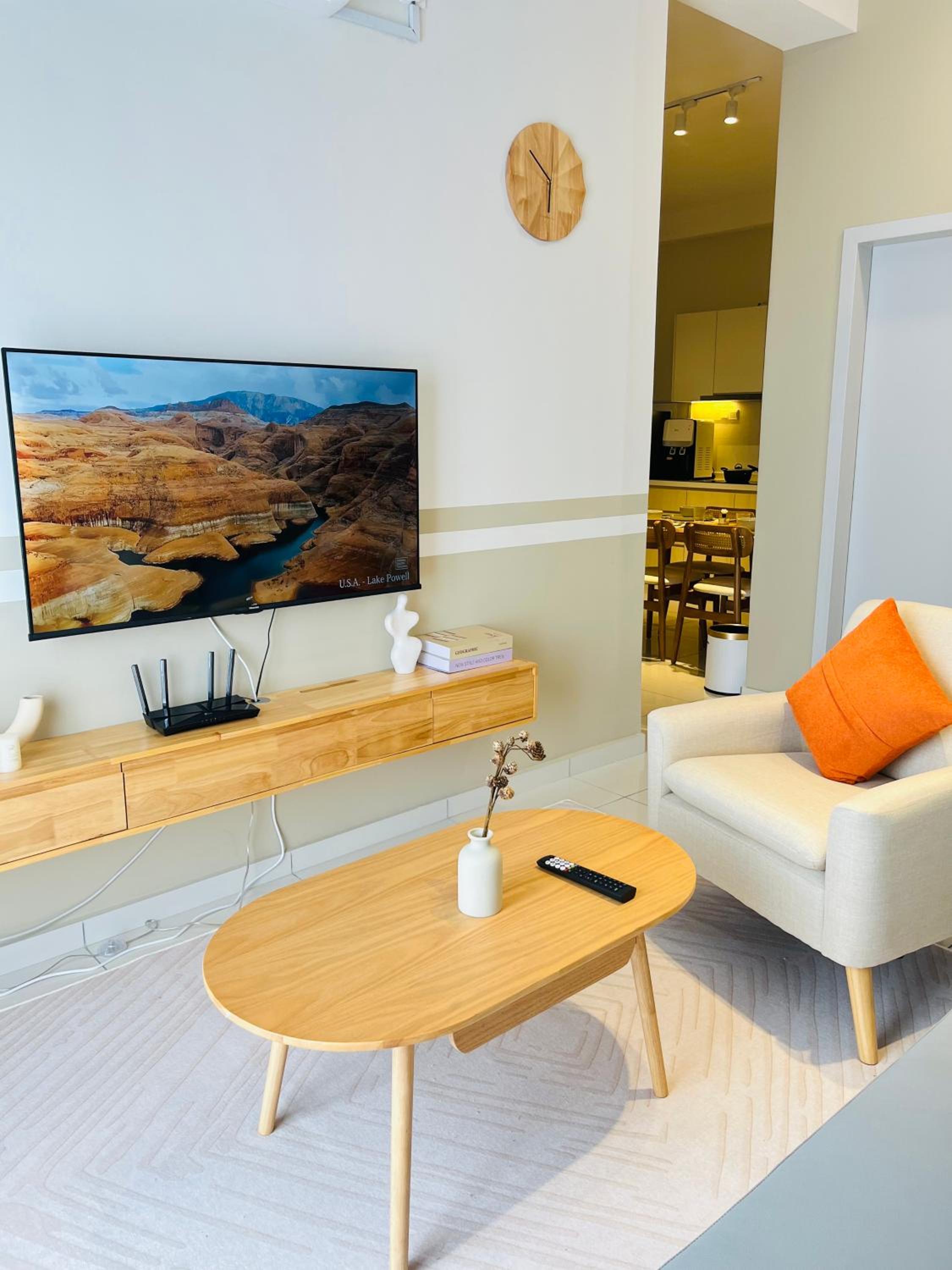 Two-Bedroom Suite - Photo 7