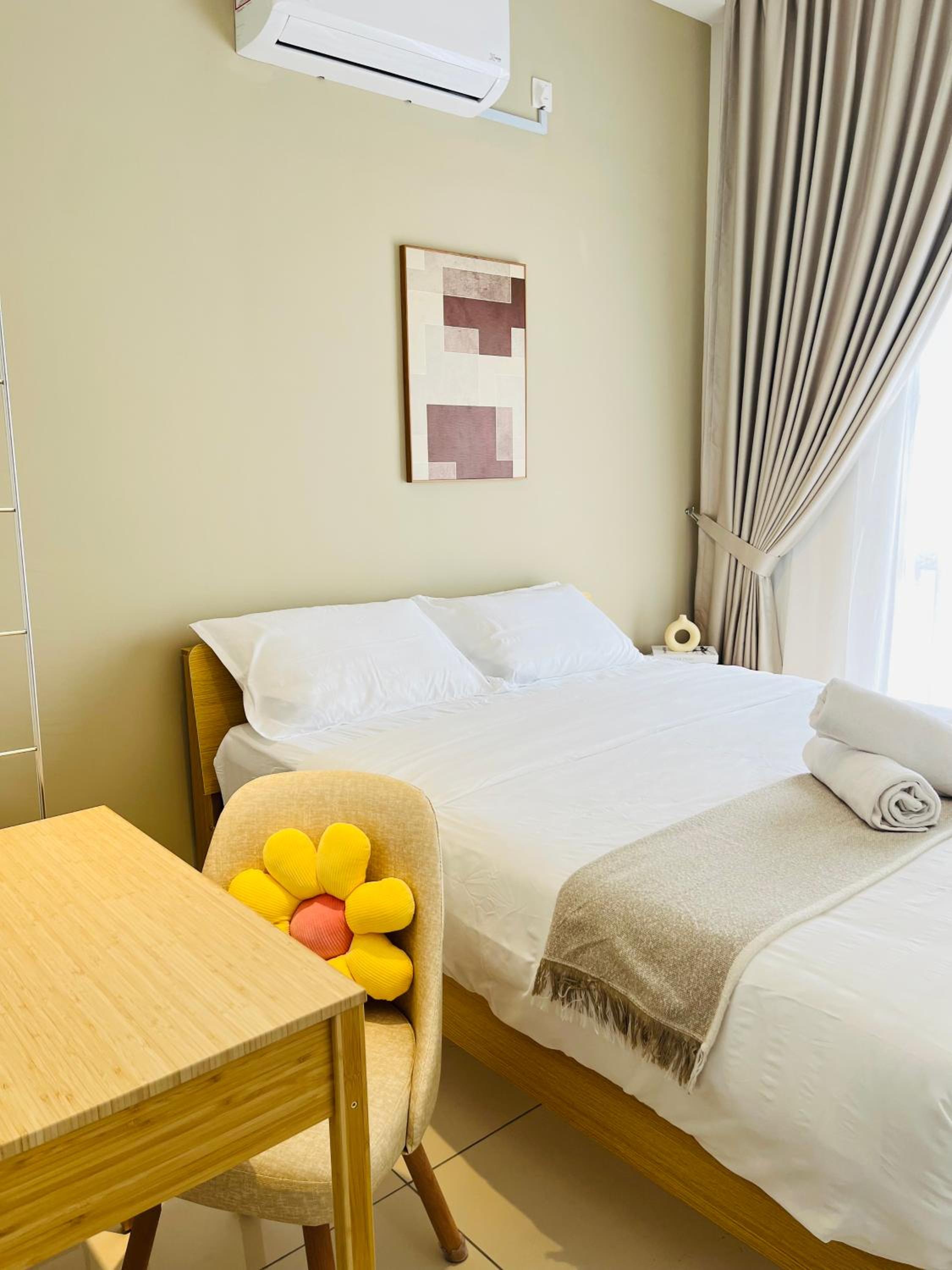 Two-Bedroom Suite - Photo 10