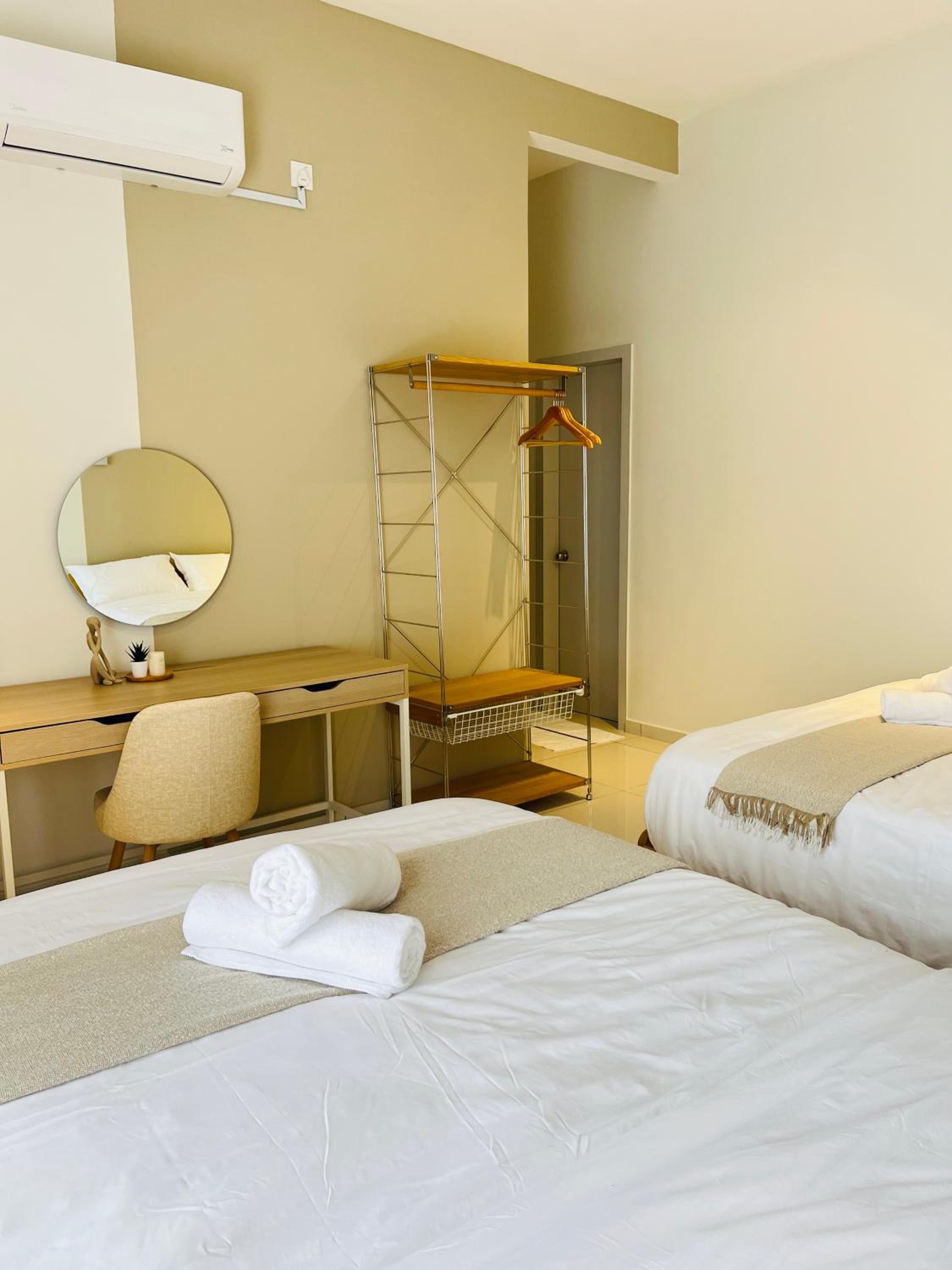Two-Bedroom Suite - Photo 12