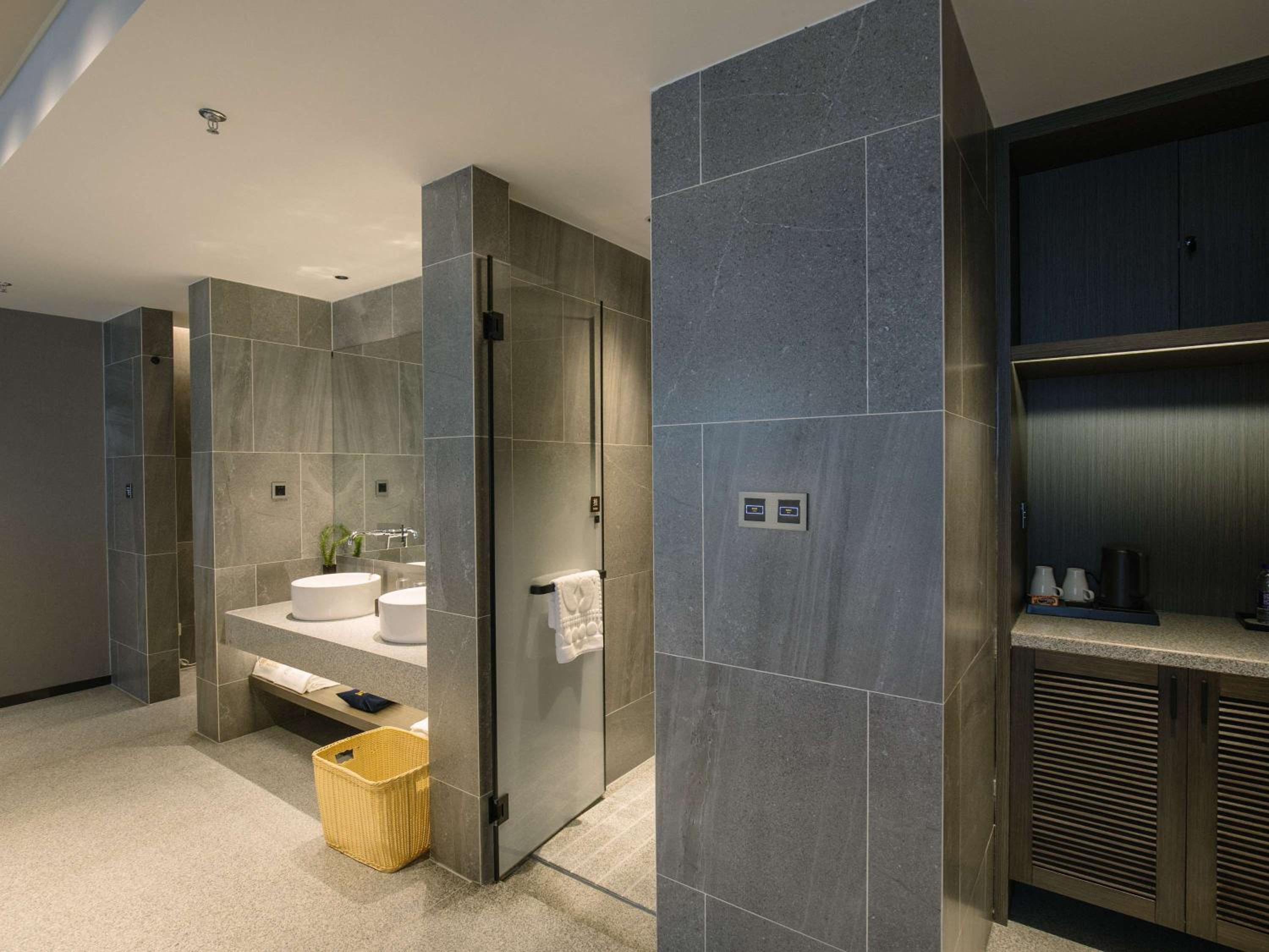 Executive Suite photo 3