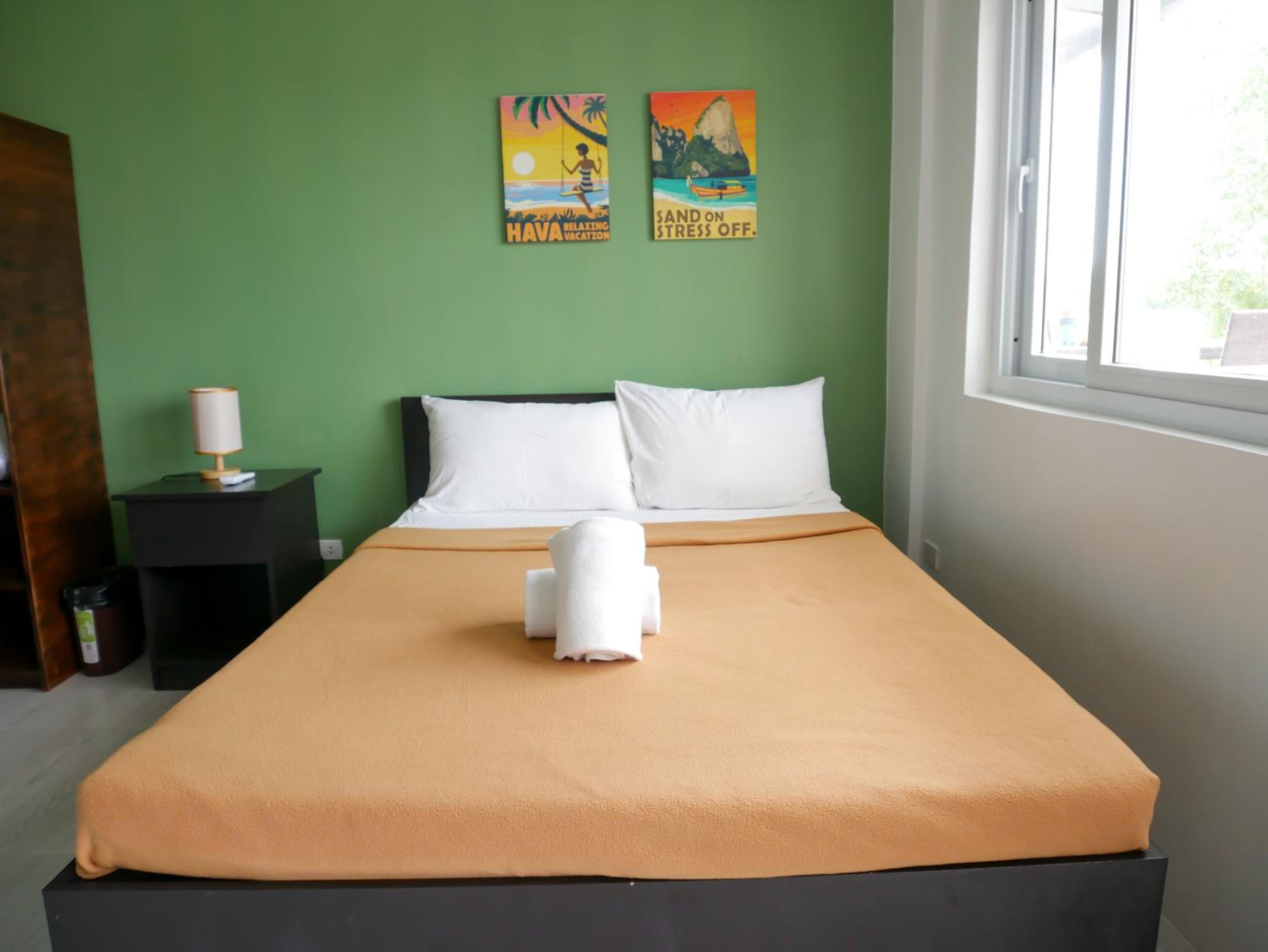 Standard Twin Room with Garden View photo 3