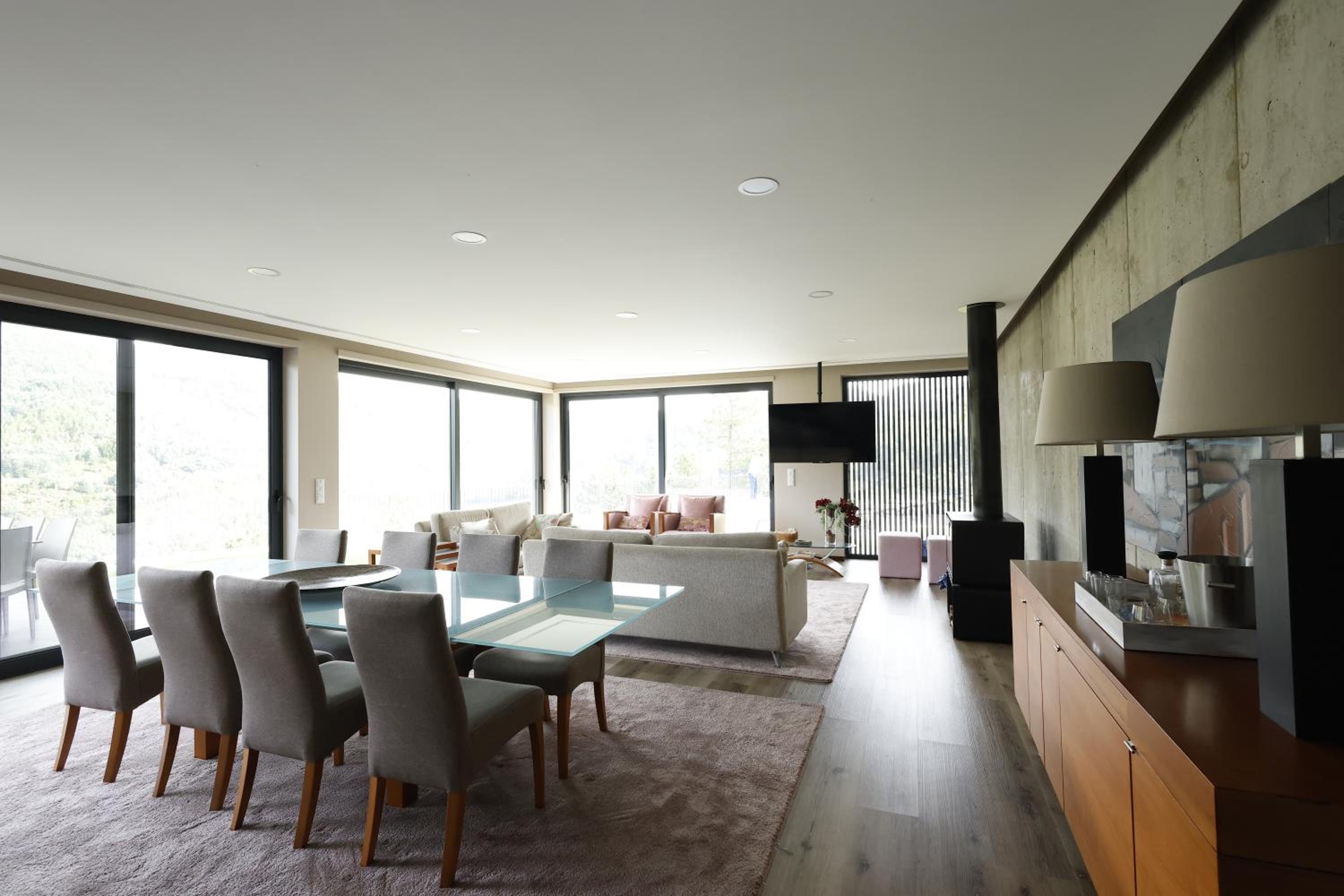 Villa photo 3