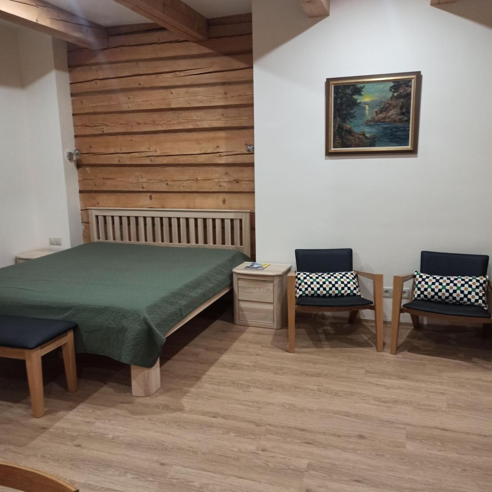 Large Double Room