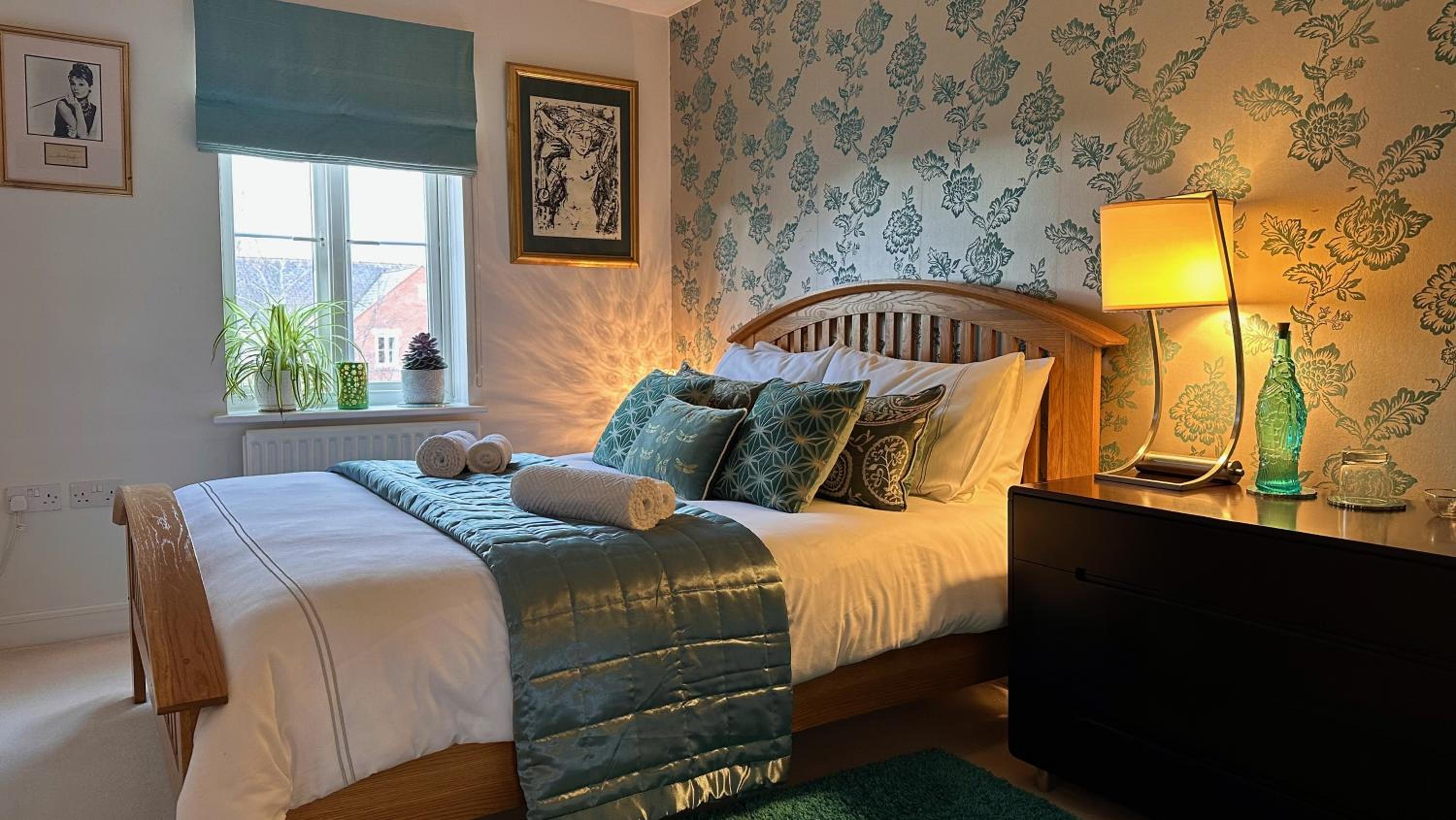 Deluxe King Room