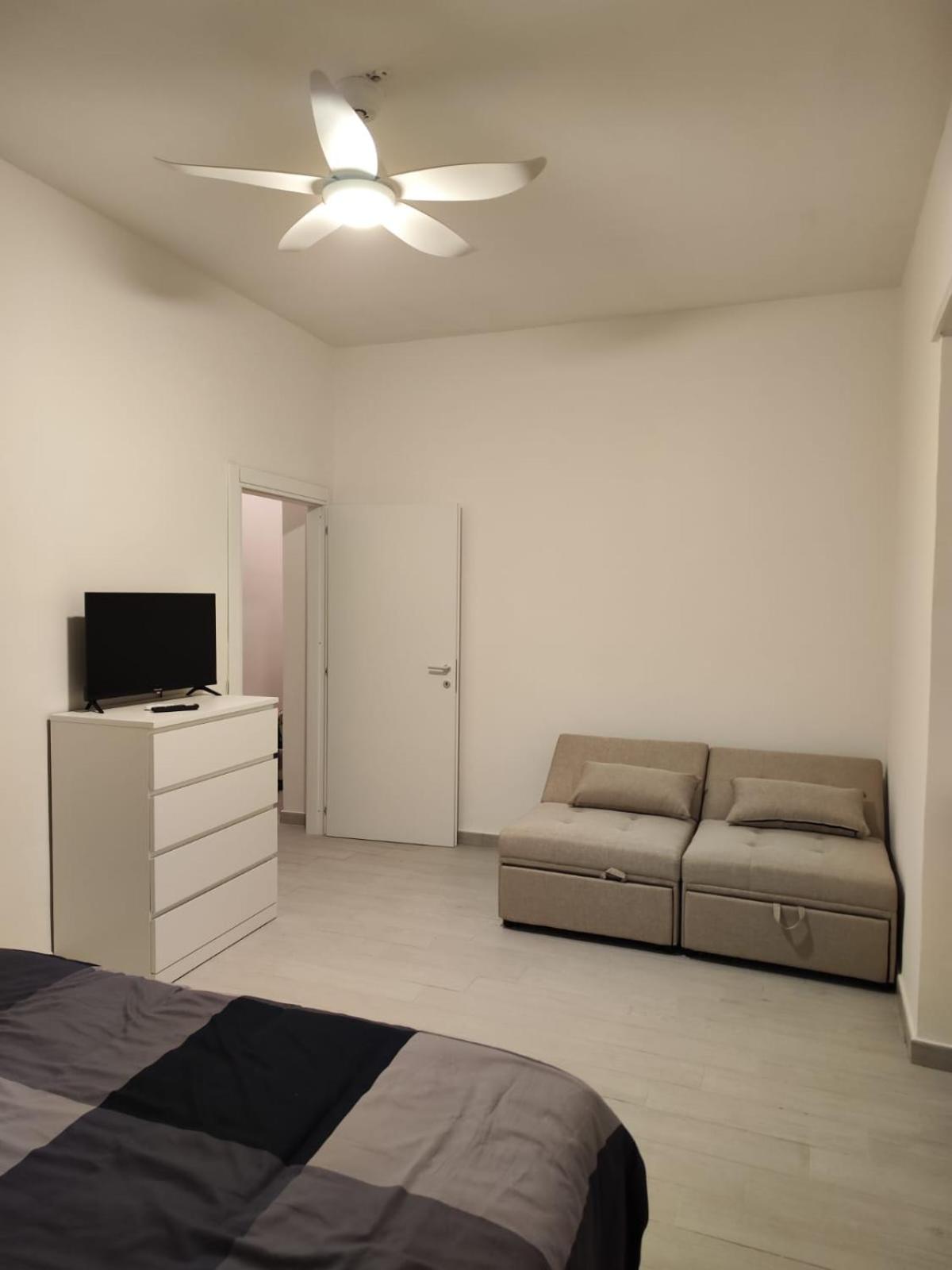 Two-Bedroom Deluxe Apartment With Balcony photo 1
