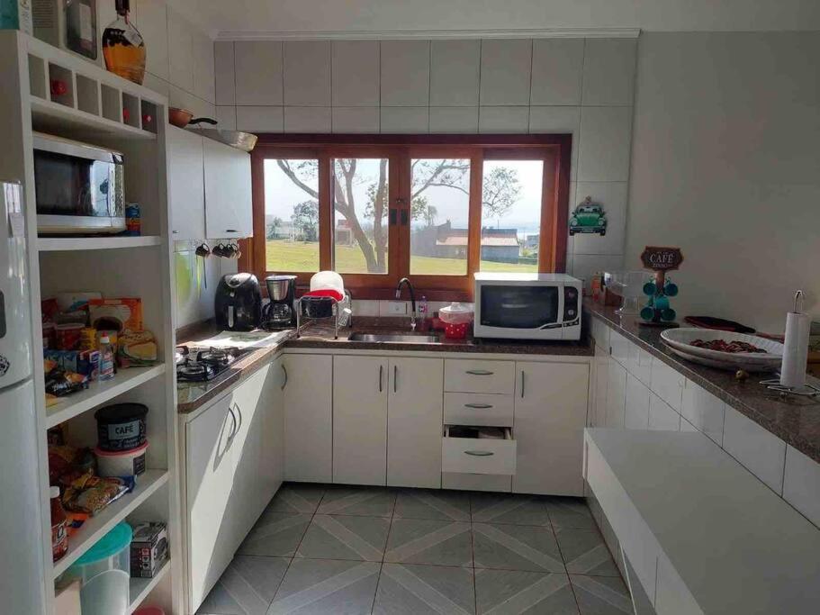 Three-Bedroom House photo 3