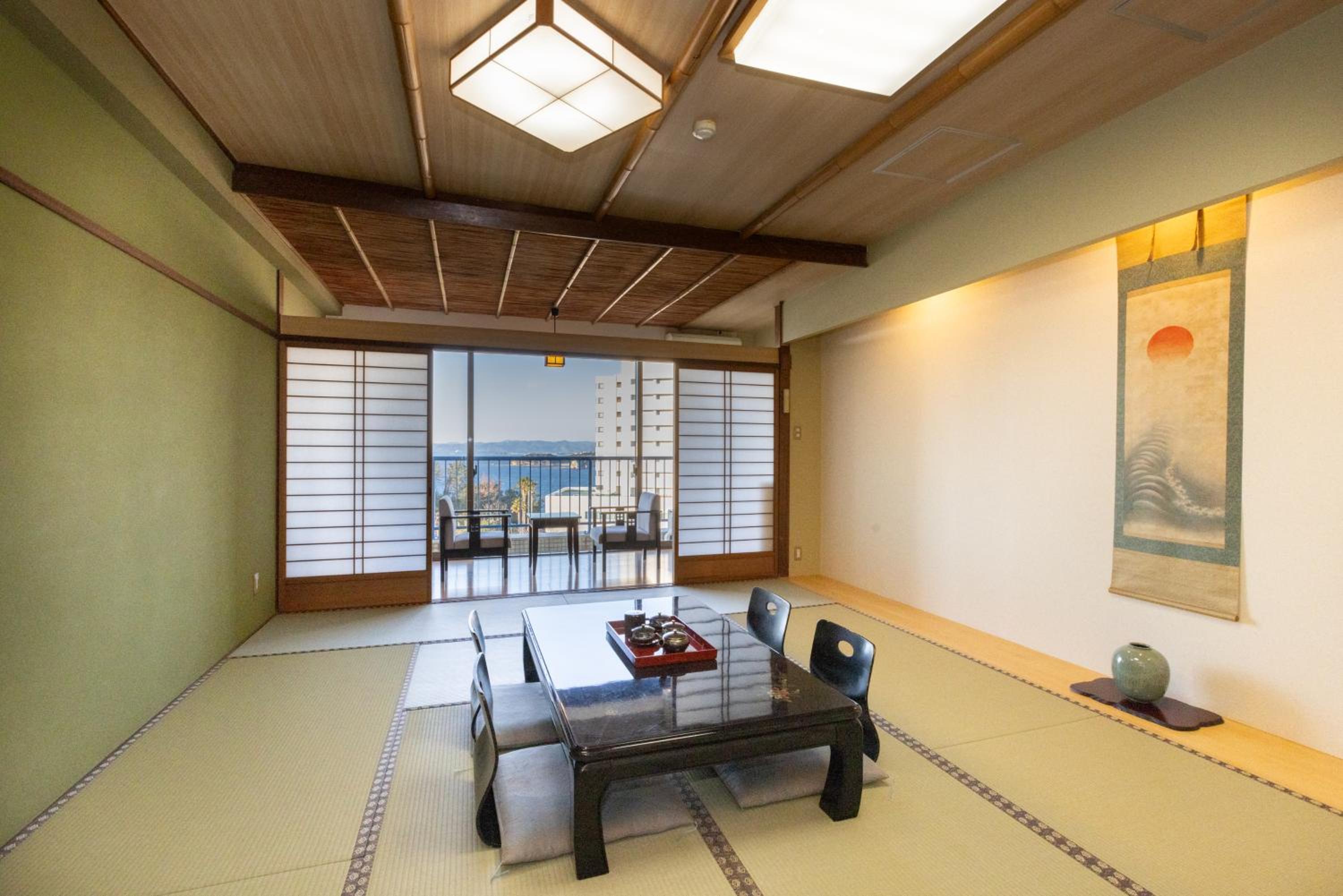 Japanese-Style Room