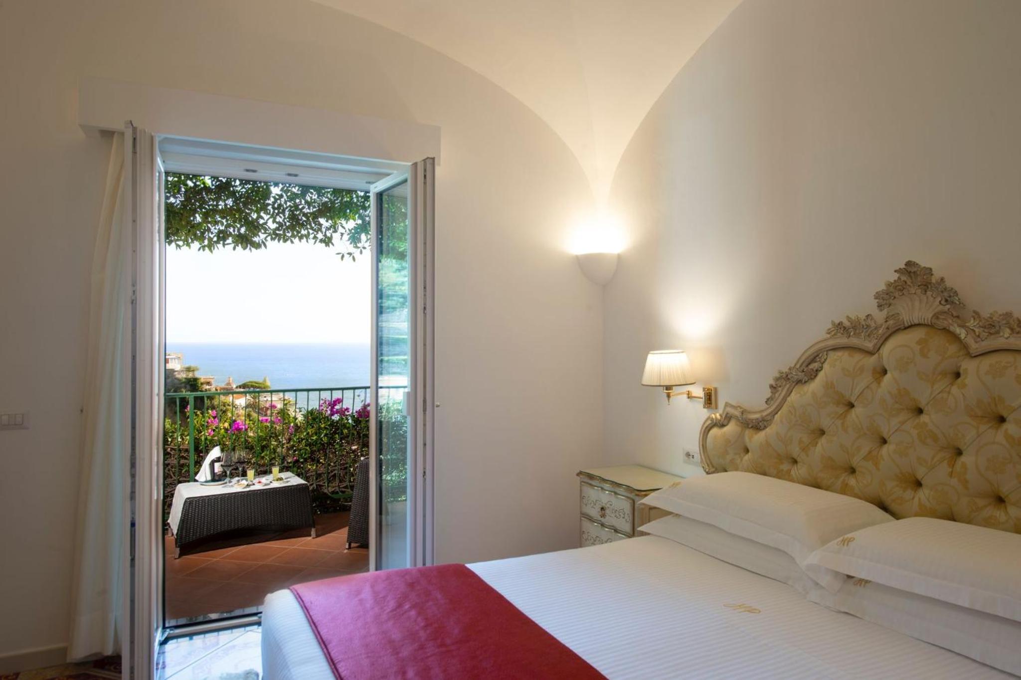 Junior Suite with Sea View - Photo 18