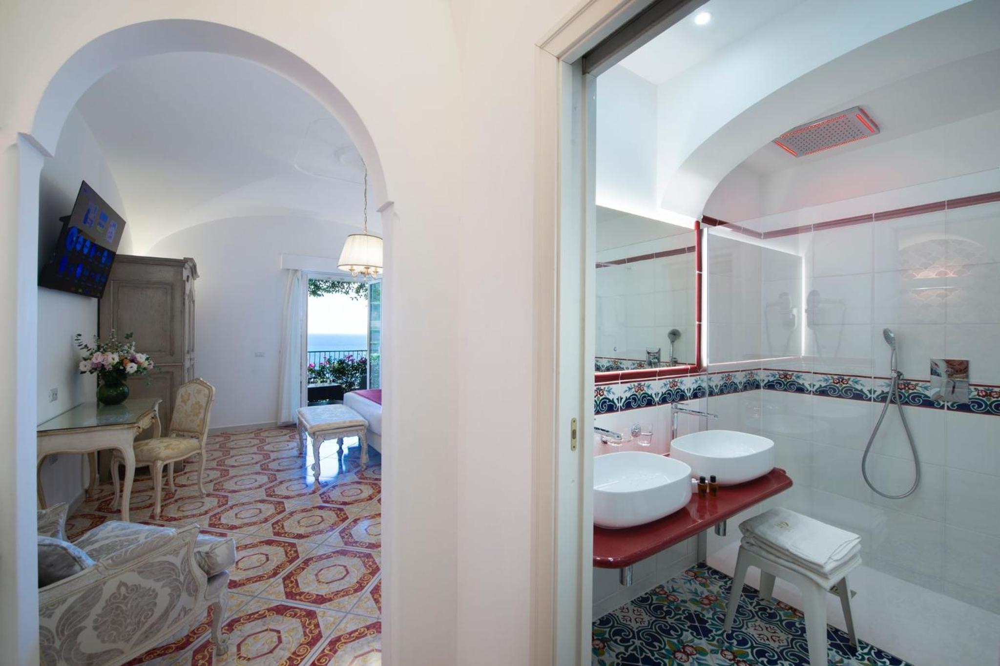 Junior Suite with Sea View - Photo 6